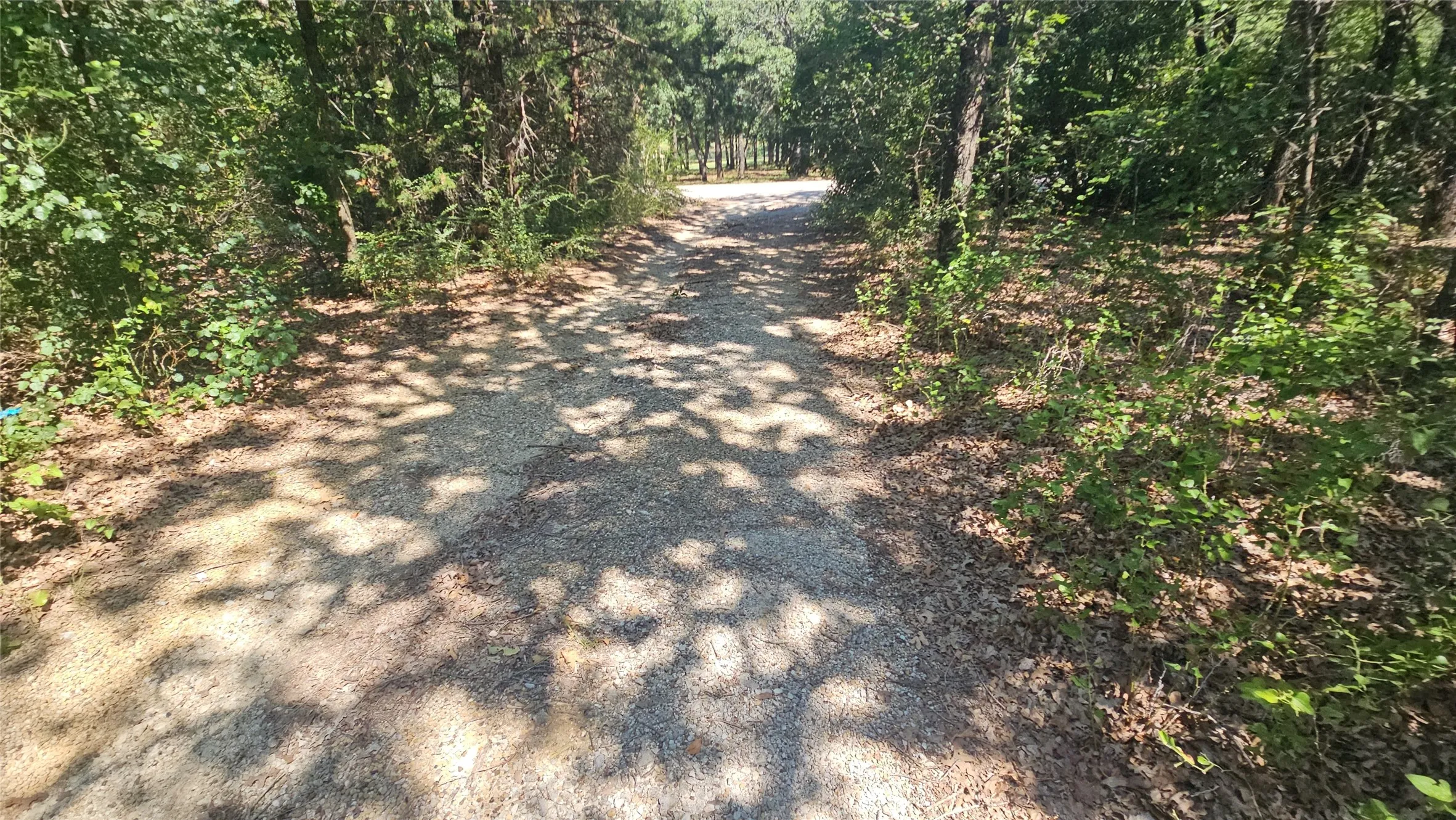 Single Family Residence For Sale in Denton County , 1121 Thornridge Circle, Argyle, Texas 76226, 3 Bedroom, 3 Bathroom, 3 Garage spaces, 3,936 Sqft, built in 1985, mls#21302512, Real Estate Agent in Argyle, Homes For Sale in Denton county, Homes For Sale in Argyle, Realtor in Argyle Texas, Real Estate Brokerage Independent Realty Texas, Luminita Cordes Realtor
