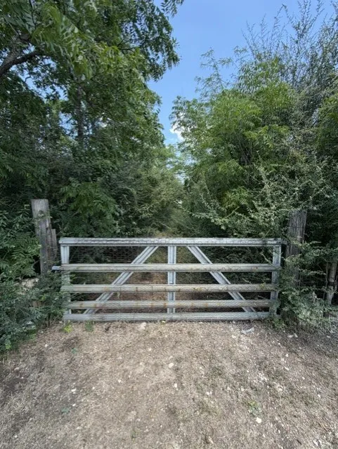 Unimproved Land For Sale in Tarrant County , 2116 Castleberry Cut-off, Fort Worth, Texas 76114, 0, 0, Garage spaces, 0 Sqft, built in 0, Price $75,000, mls#21324592, Real Estate Agent in Fort Worth, Homes For Sale in Tarrant county, Homes For Sale in Fort Worth, Realtor in Fort Worth Texas, Real Estate Brokerage Independent Realty Texas, Luminita Cordes Realtor