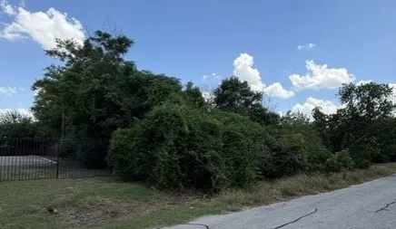 Unimproved Land For Sale in Tarrant County , 2120 Castleberry Cut-off, Fort Worth, Texas 76114, 0, 0, Garage spaces, 0 Sqft, built in 0, Price $75,000, mls#21324598, Real Estate Agent in Fort Worth, Homes For Sale in Tarrant county, Homes For Sale in Fort Worth, Realtor in Fort Worth Texas, Real Estate Brokerage Independent Realty Texas, Luminita Cordes Realtor