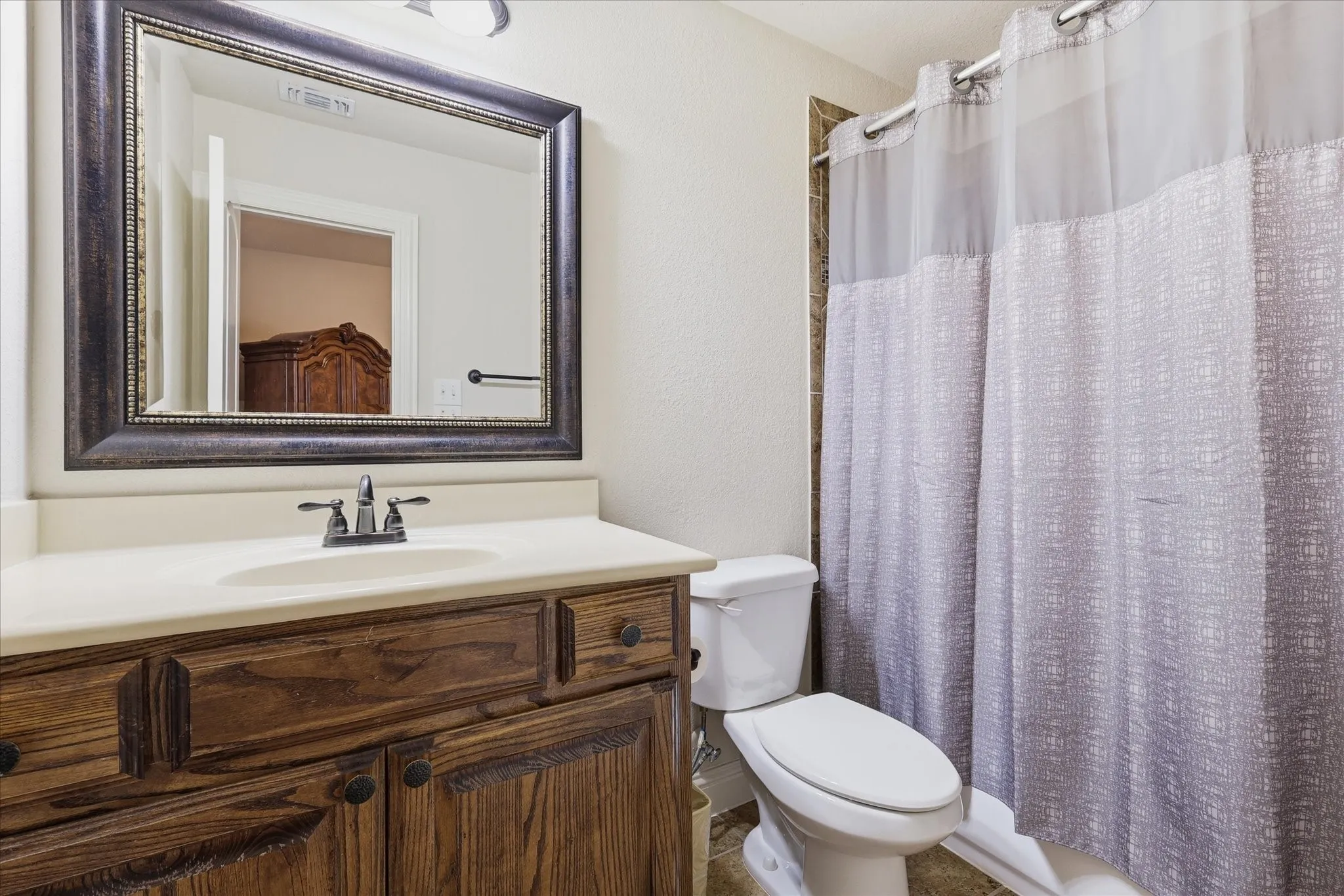 Ensuite bath
