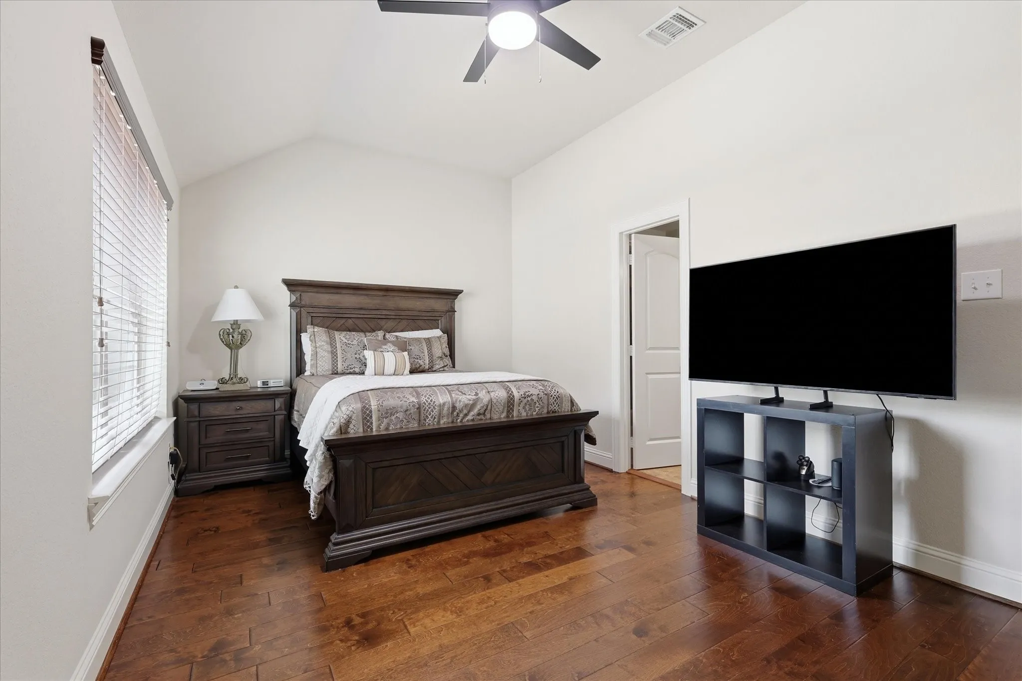 Upstairs bedroom with ensuite bath and a TEXAS size closet