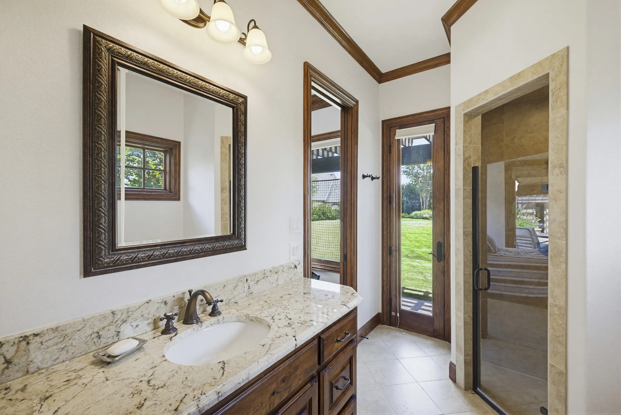Single Family Residence For Sale in Tarrant County , 6705 Saucon Valley Drive, Fort Worth, Texas 76132, 4 Bedroom, 5 Bathroom, 3 Garage spaces, 5,493 Sqft, built in 2004, mls#21324685, Real Estate Agent in Fort Worth, Homes For Sale in Tarrant county, Homes For Sale in Fort Worth, Realtor in Fort Worth Texas, Real Estate Brokerage Independent Realty Texas, Luminita Cordes Realtor