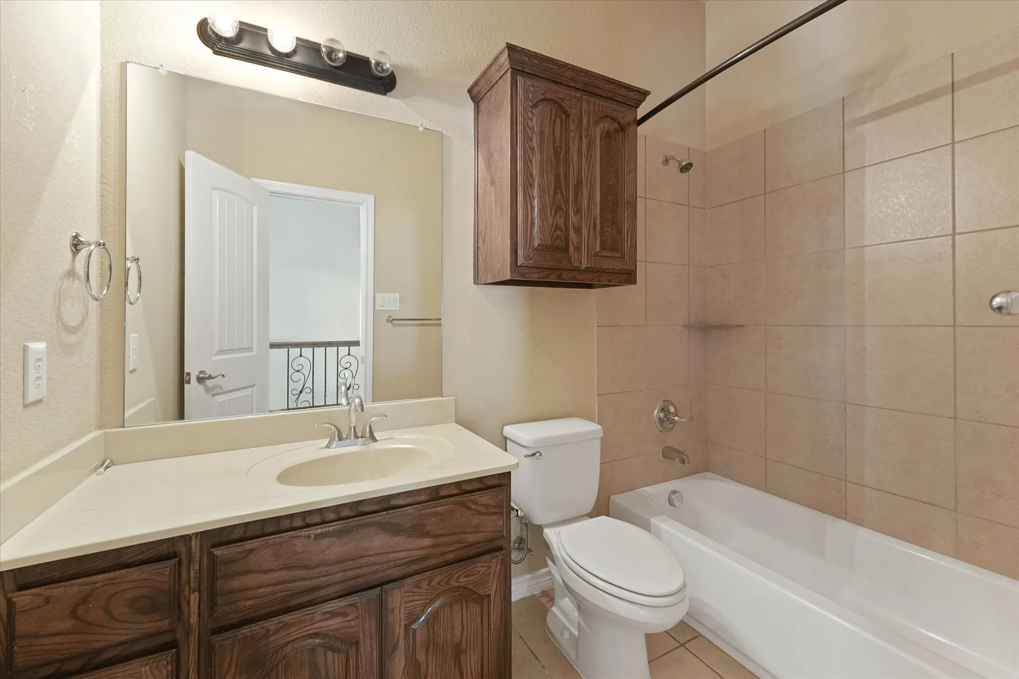 Single Family Residence For Sale in Collin County , 12932 Whistling Straits Lane, Frisco, Texas 75035, 5 Bedroom, 4 Bathroom, 2 Garage spaces, 4,165 Sqft, built in 2011, mls#21324447, Real Estate Agent in Frisco, Homes For Sale in Collin county, Homes For Sale in Frisco, Realtor in Frisco Texas, Real Estate Brokerage Independent Realty Texas, Luminita Cordes Realtor