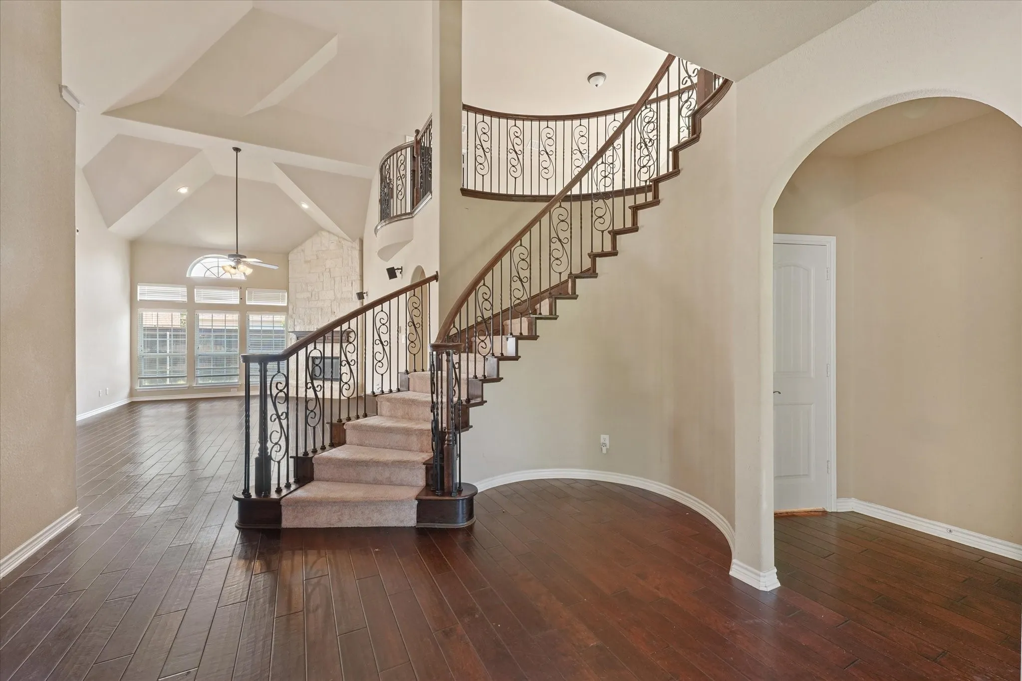 Single Family Residence For Sale in Collin County , 12932 Whistling Straits Lane, Frisco, Texas 75035, 5 Bedroom, 4 Bathroom, 2 Garage spaces, 4,165 Sqft, built in 2011, mls#21324447, Real Estate Agent in Frisco, Homes For Sale in Collin county, Homes For Sale in Frisco, Realtor in Frisco Texas, Real Estate Brokerage Independent Realty Texas, Luminita Cordes Realtor