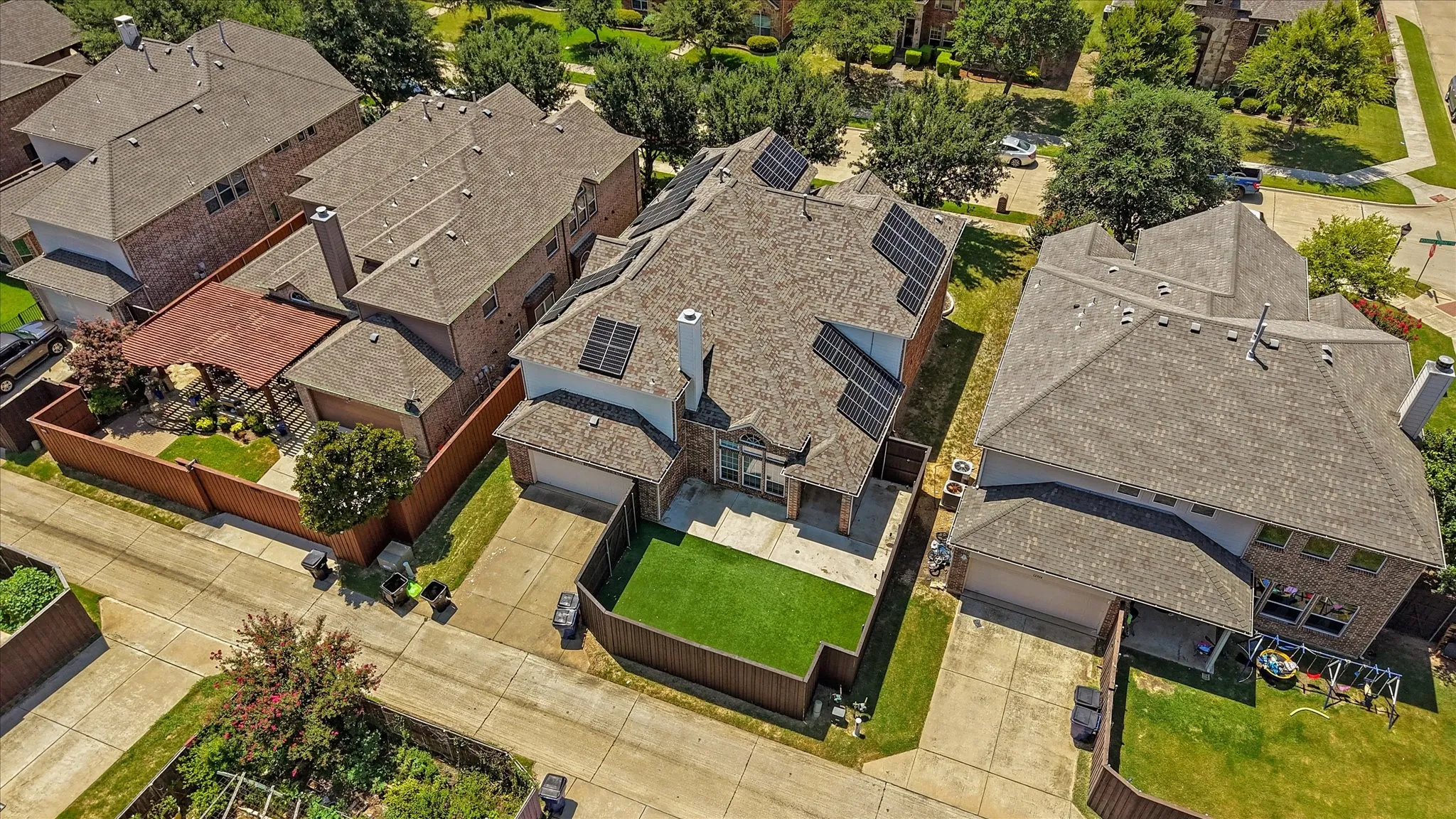 Single Family Residence For Sale in Collin County , 12932 Whistling Straits Lane, Frisco, Texas 75035, 5 Bedroom, 4 Bathroom, 2 Garage spaces, 4,165 Sqft, built in 2011, mls#21324447, Real Estate Agent in Frisco, Homes For Sale in Collin county, Homes For Sale in Frisco, Realtor in Frisco Texas, Real Estate Brokerage Independent Realty Texas, Luminita Cordes Realtor