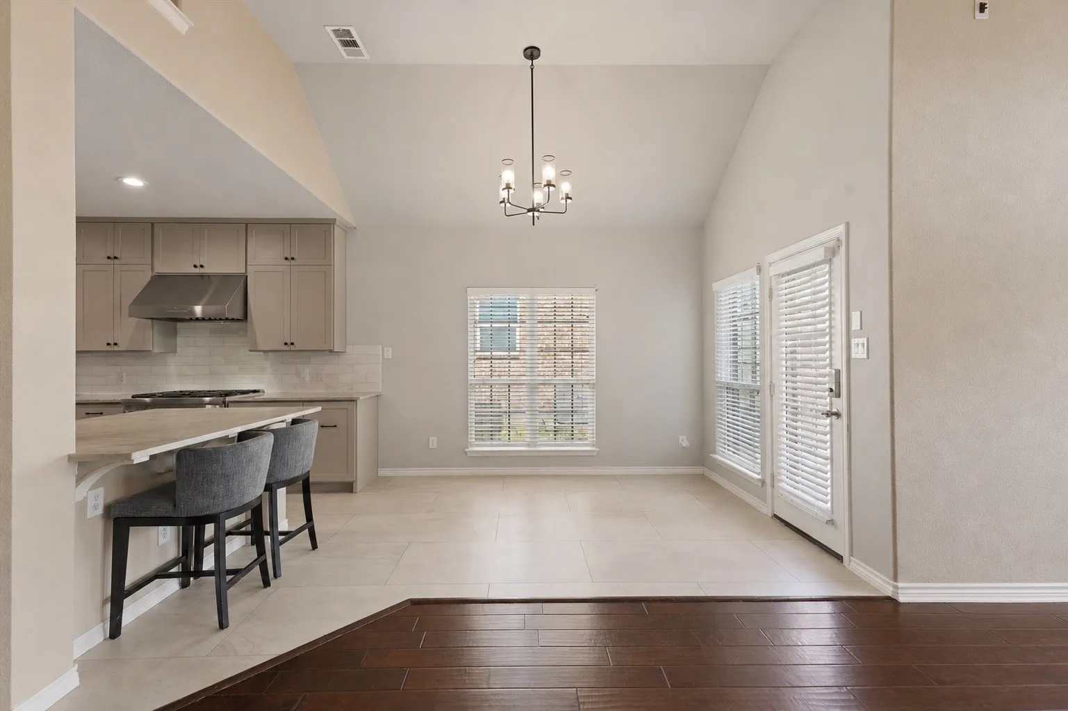 Single Family Residence For Sale in Collin County , 12932 Whistling Straits Lane, Frisco, Texas 75035, 5 Bedroom, 4 Bathroom, 2 Garage spaces, 4,165 Sqft, built in 2011, mls#21324447, Real Estate Agent in Frisco, Homes For Sale in Collin county, Homes For Sale in Frisco, Realtor in Frisco Texas, Real Estate Brokerage Independent Realty Texas, Luminita Cordes Realtor