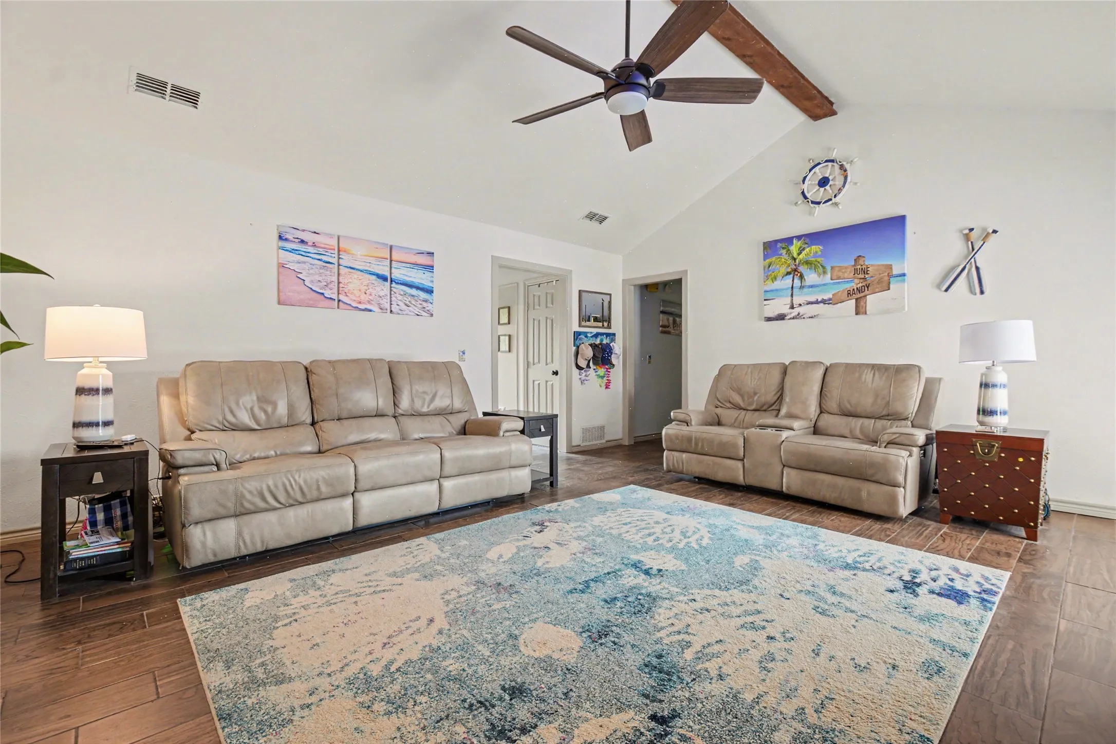 Single Family Residence For Sale in Collin County , 710 Rush Creek Drive, Allen, Texas 75002, 3 Bedroom, 2 Bathroom, 2 Garage spaces, 2,087 Sqft, built in 1981, mls#21325840, Real Estate Agent in Allen, Homes For Sale in Collin county, Homes For Sale in Allen, Realtor in Allen Texas, Real Estate Brokerage Independent Realty Texas, Luminita Cordes Realtor
