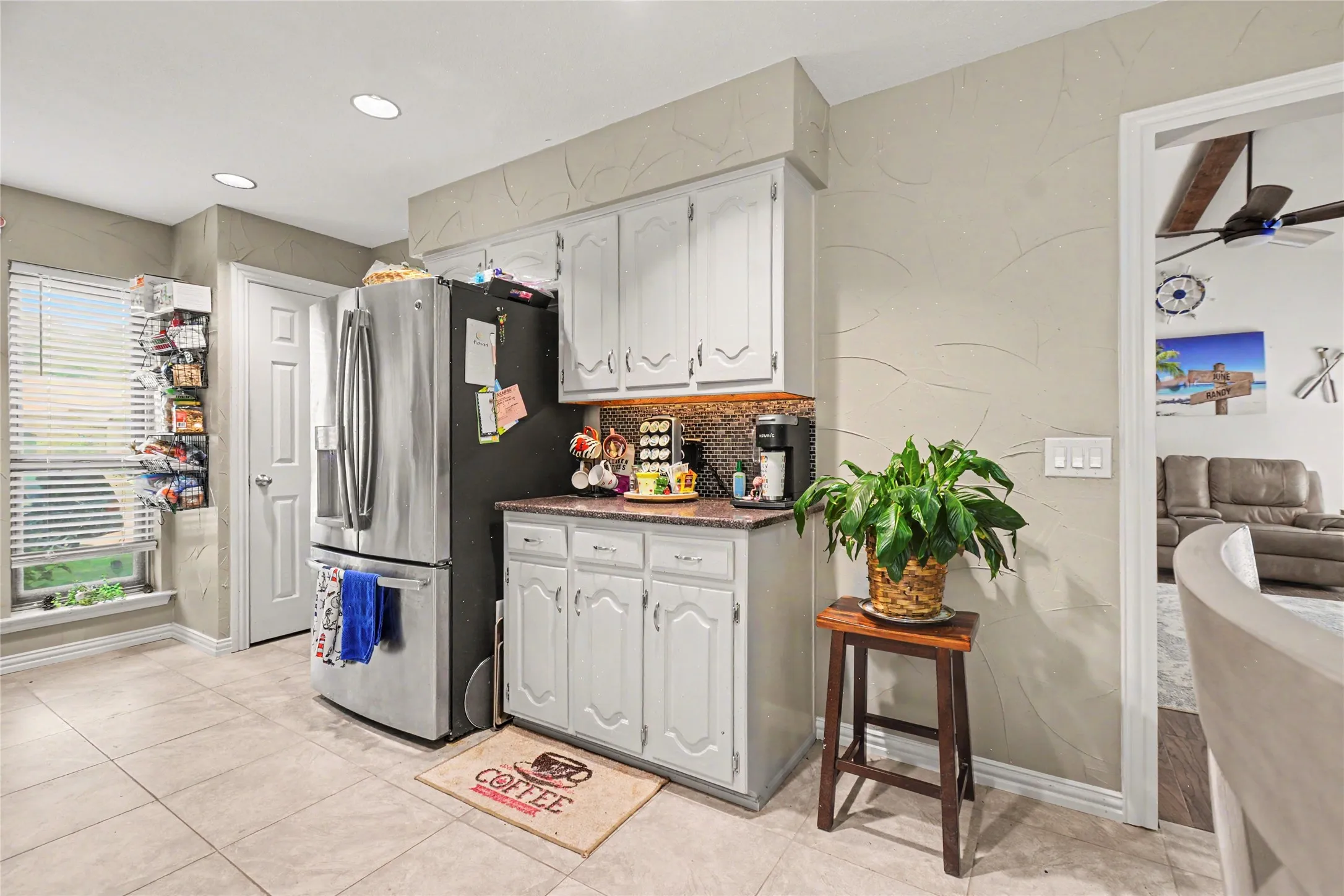 Single Family Residence For Sale in Collin County , 710 Rush Creek Drive, Allen, Texas 75002, 3 Bedroom, 2 Bathroom, 2 Garage spaces, 2,087 Sqft, built in 1981, mls#21325840, Real Estate Agent in Allen, Homes For Sale in Collin county, Homes For Sale in Allen, Realtor in Allen Texas, Real Estate Brokerage Independent Realty Texas, Luminita Cordes Realtor