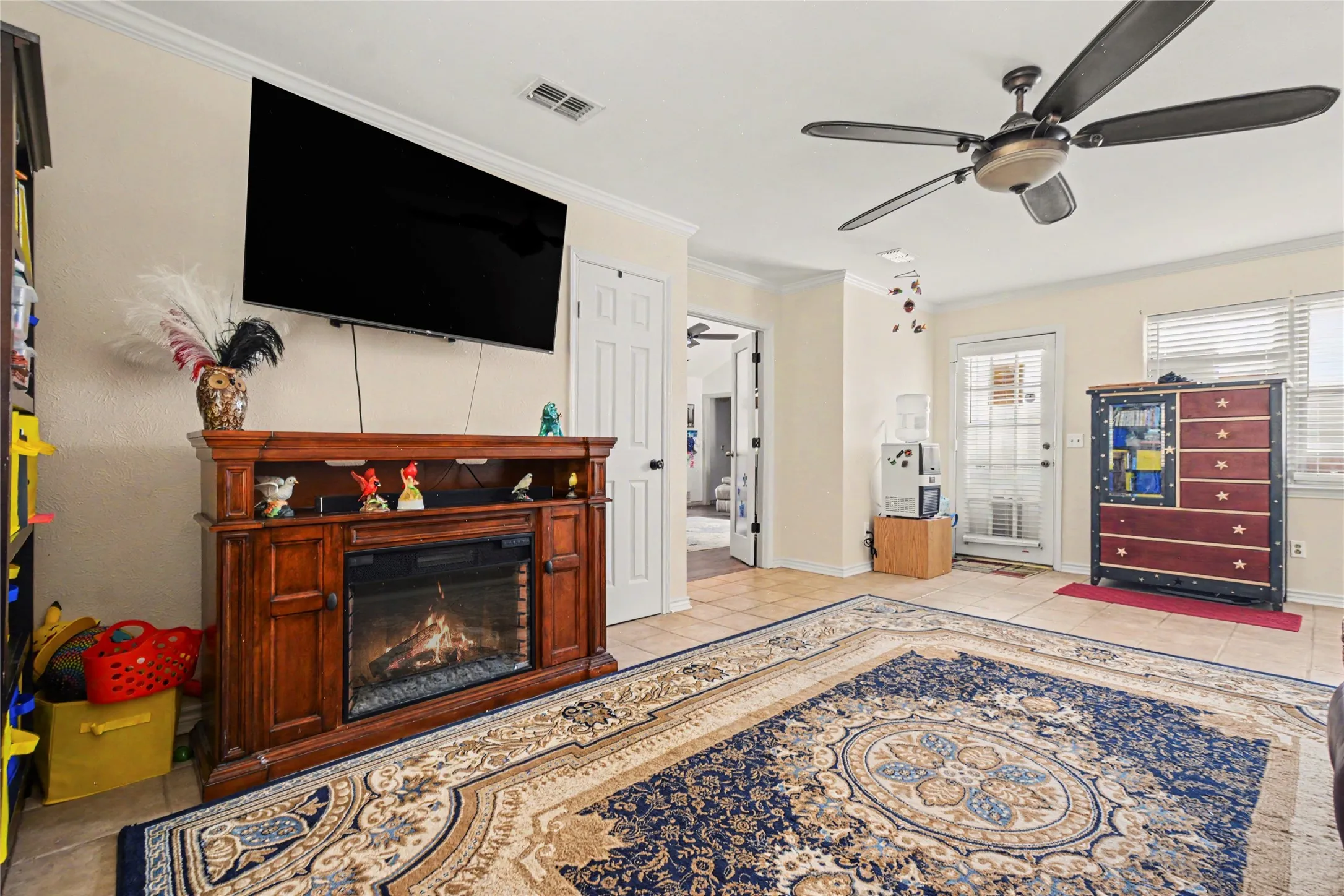 Single Family Residence For Sale in Collin County , 710 Rush Creek Drive, Allen, Texas 75002, 3 Bedroom, 2 Bathroom, 2 Garage spaces, 2,087 Sqft, built in 1981, mls#21325840, Real Estate Agent in Allen, Homes For Sale in Collin county, Homes For Sale in Allen, Realtor in Allen Texas, Real Estate Brokerage Independent Realty Texas, Luminita Cordes Realtor