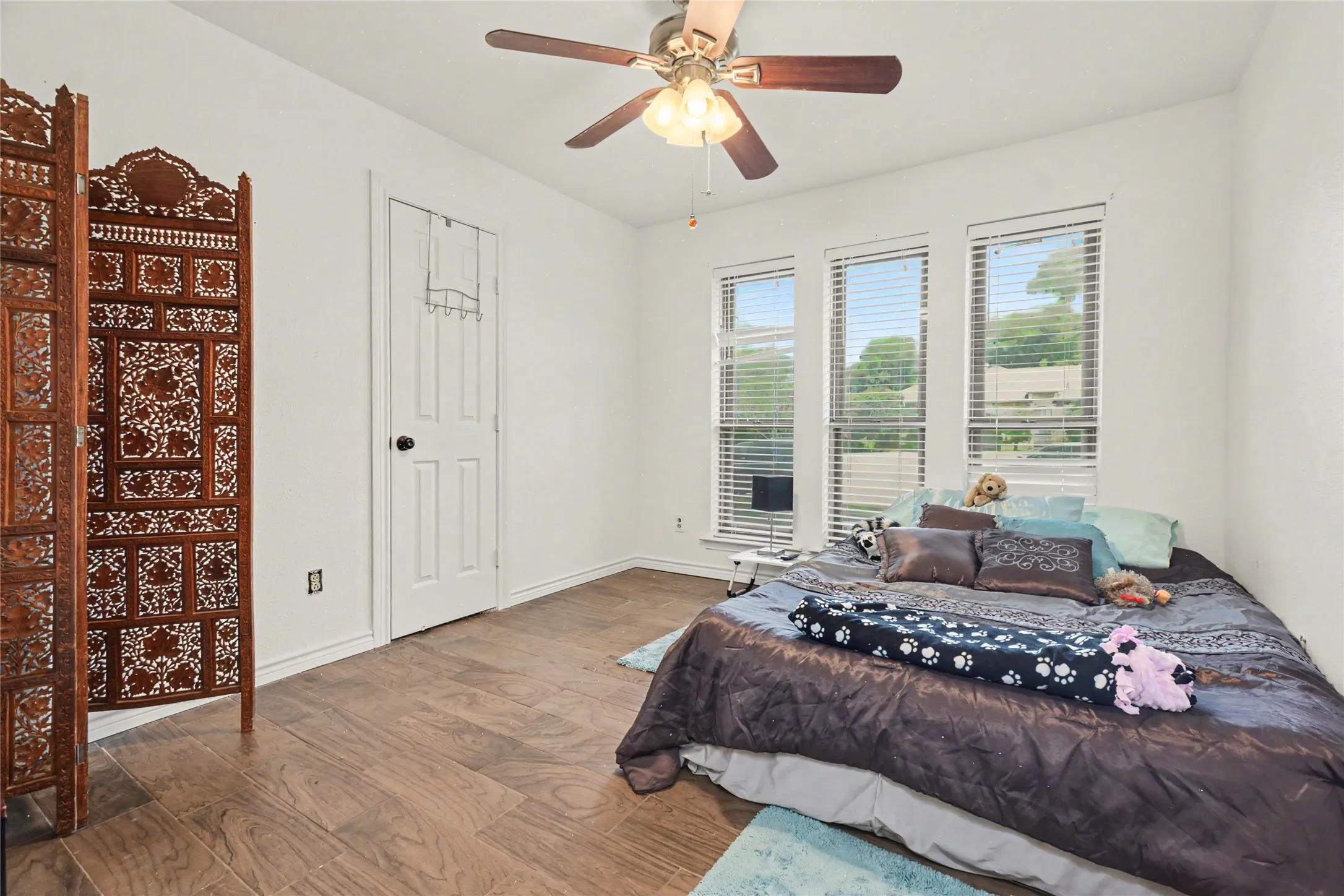 Single Family Residence For Sale in Collin County , 710 Rush Creek Drive, Allen, Texas 75002, 3 Bedroom, 2 Bathroom, 2 Garage spaces, 2,087 Sqft, built in 1981, mls#21325840, Real Estate Agent in Allen, Homes For Sale in Collin county, Homes For Sale in Allen, Realtor in Allen Texas, Real Estate Brokerage Independent Realty Texas, Luminita Cordes Realtor