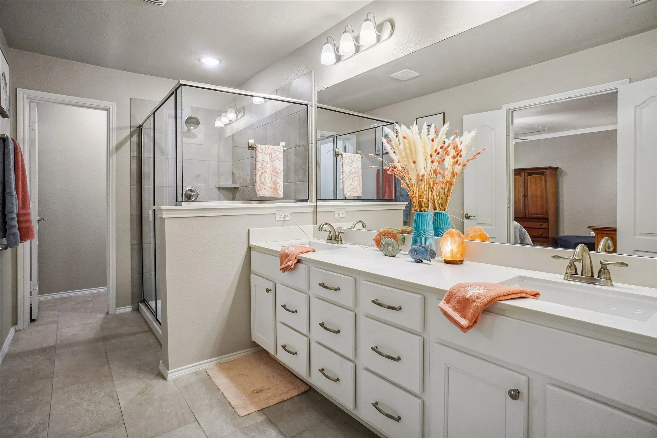 Townhouse For Sale in Denton County , 3432 Becker Drive, Denton, Texas 76207, 3 Bedroom, 3 Bathroom, 2 Garage spaces, 1,707 Sqft, built in 2019, mls#21325878, Real Estate Agent in Denton, Homes For Sale in Denton county, Homes For Sale in Denton, Realtor in Denton Texas, Real Estate Brokerage Independent Realty Texas, Luminita Cordes Realtor