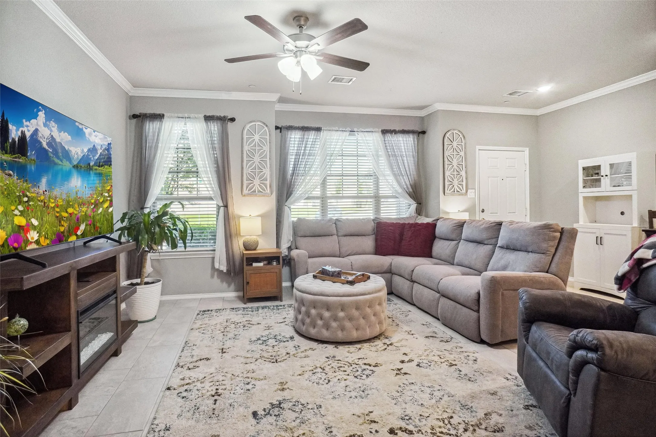Townhouse For Sale in Denton County , 3432 Becker Drive, Denton, Texas 76207, 3 Bedroom, 3 Bathroom, 2 Garage spaces, 1,707 Sqft, built in 2019, mls#21325878, Real Estate Agent in Denton, Homes For Sale in Denton county, Homes For Sale in Denton, Realtor in Denton Texas, Real Estate Brokerage Independent Realty Texas, Luminita Cordes Realtor