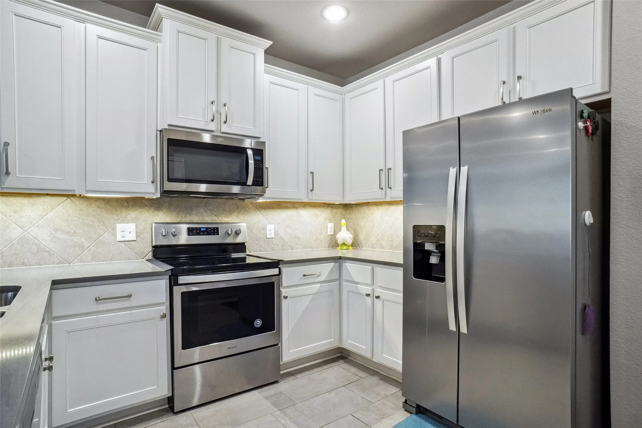 Townhouse For Sale in Denton County , 3432 Becker Drive, Denton, Texas 76207, 3 Bedroom, 3 Bathroom, 2 Garage spaces, 1,707 Sqft, built in 2019, mls#21325878, Real Estate Agent in Denton, Homes For Sale in Denton county, Homes For Sale in Denton, Realtor in Denton Texas, Real Estate Brokerage Independent Realty Texas, Luminita Cordes Realtor