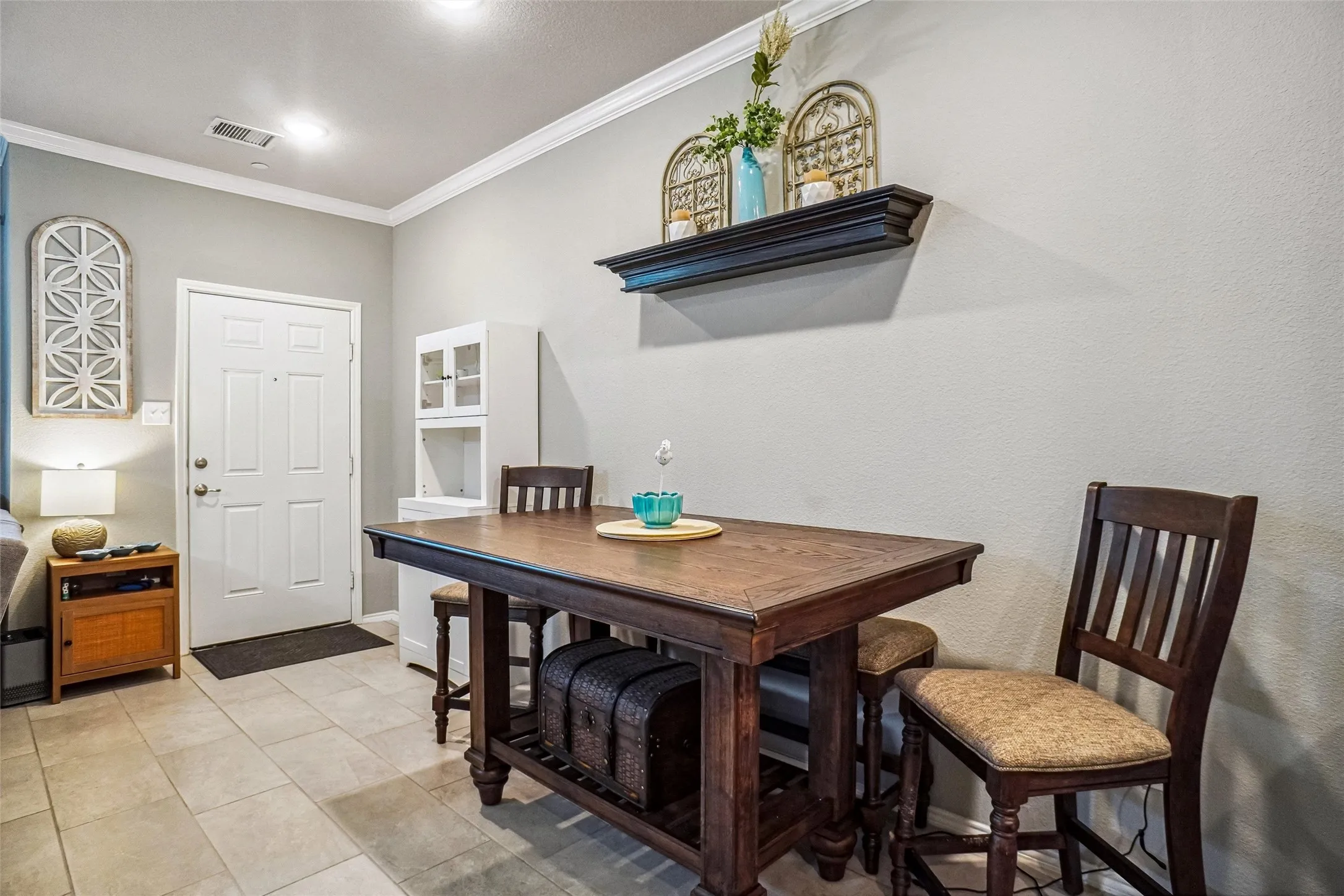 Townhouse For Sale in Denton County , 3432 Becker Drive, Denton, Texas 76207, 3 Bedroom, 3 Bathroom, 2 Garage spaces, 1,707 Sqft, built in 2019, mls#21325878, Real Estate Agent in Denton, Homes For Sale in Denton county, Homes For Sale in Denton, Realtor in Denton Texas, Real Estate Brokerage Independent Realty Texas, Luminita Cordes Realtor
