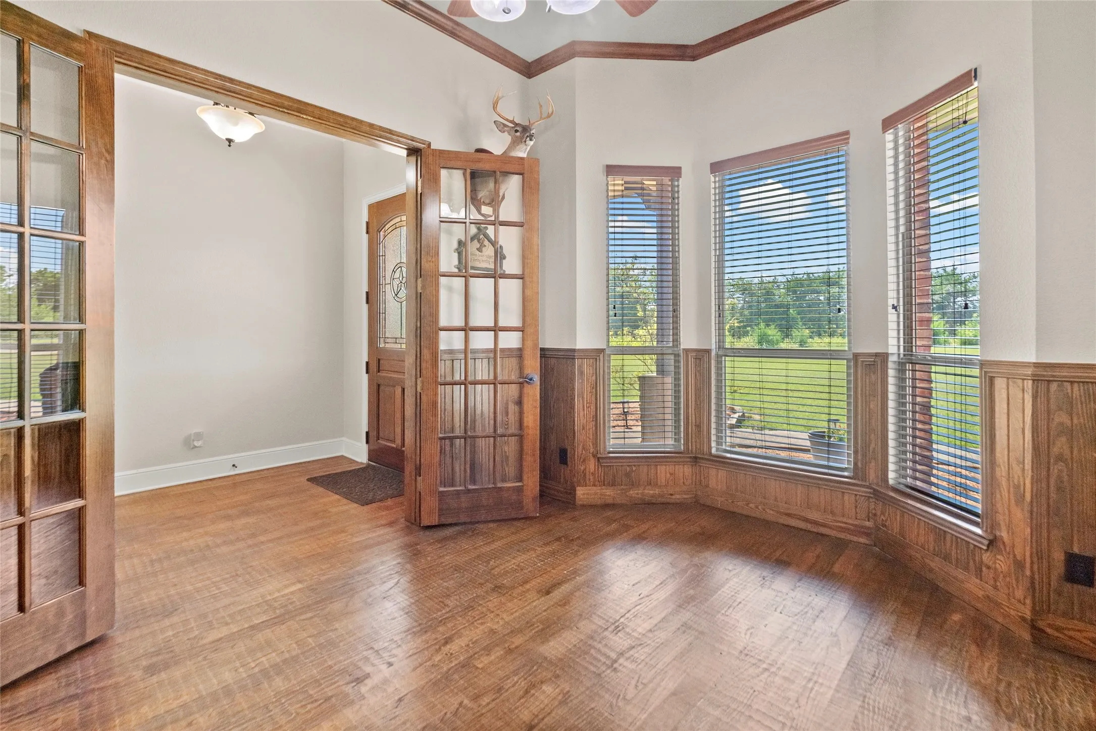 Single Family Residence For Sale in Fannin County , 239 County Road 4105, Bonham, Texas 75418, 4 Bedroom, 3 Bathroom, 3 Garage spaces, 2,600 Sqft, built in 2008, mls#21326013, Real Estate Agent in Bonham, Homes For Sale in Fannin county, Homes For Sale in Bonham, Realtor in Bonham Texas, Real Estate Brokerage Independent Realty Texas, Luminita Cordes Realtor