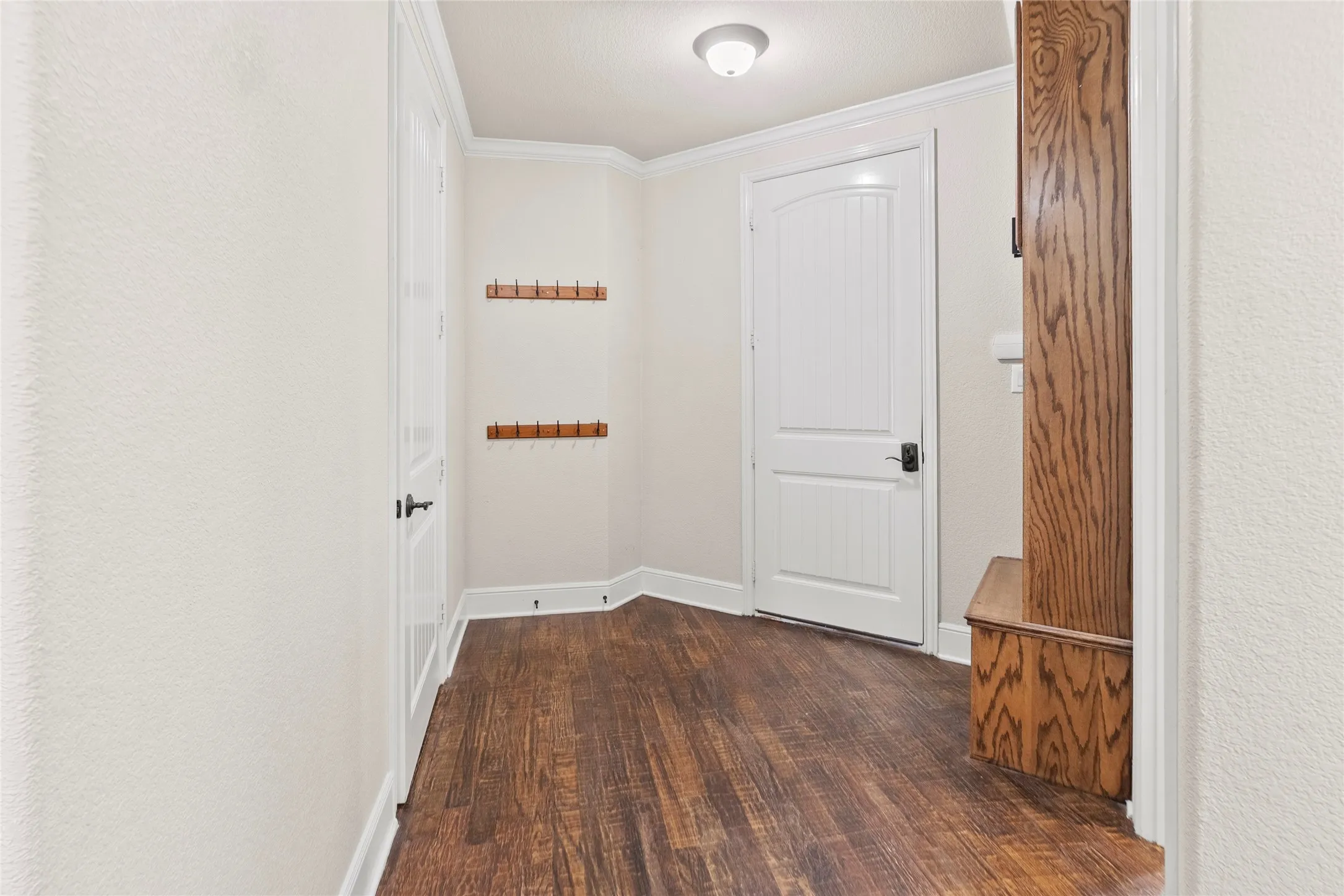 Single Family Residence For Sale in Fannin County , 239 County Road 4105, Bonham, Texas 75418, 4 Bedroom, 3 Bathroom, 3 Garage spaces, 2,600 Sqft, built in 2008, mls#21326013, Real Estate Agent in Bonham, Homes For Sale in Fannin county, Homes For Sale in Bonham, Realtor in Bonham Texas, Real Estate Brokerage Independent Realty Texas, Luminita Cordes Realtor