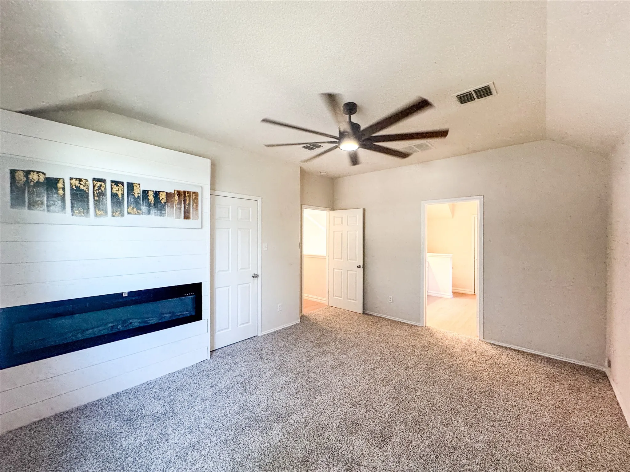 Single Family Residence For Sale in Dallas County , 403 Rock Rose Drive, Duncanville, Texas 75137, 4 Bedroom, 3 Bathroom, 2 Garage spaces, 2,152 Sqft, built in 2005, mls#21325984, Real Estate Agent in Duncanville, Homes For Sale in Dallas county, Homes For Sale in Duncanville, Realtor in Duncanville Texas, Real Estate Brokerage Independent Realty Texas, Luminita Cordes Realtor