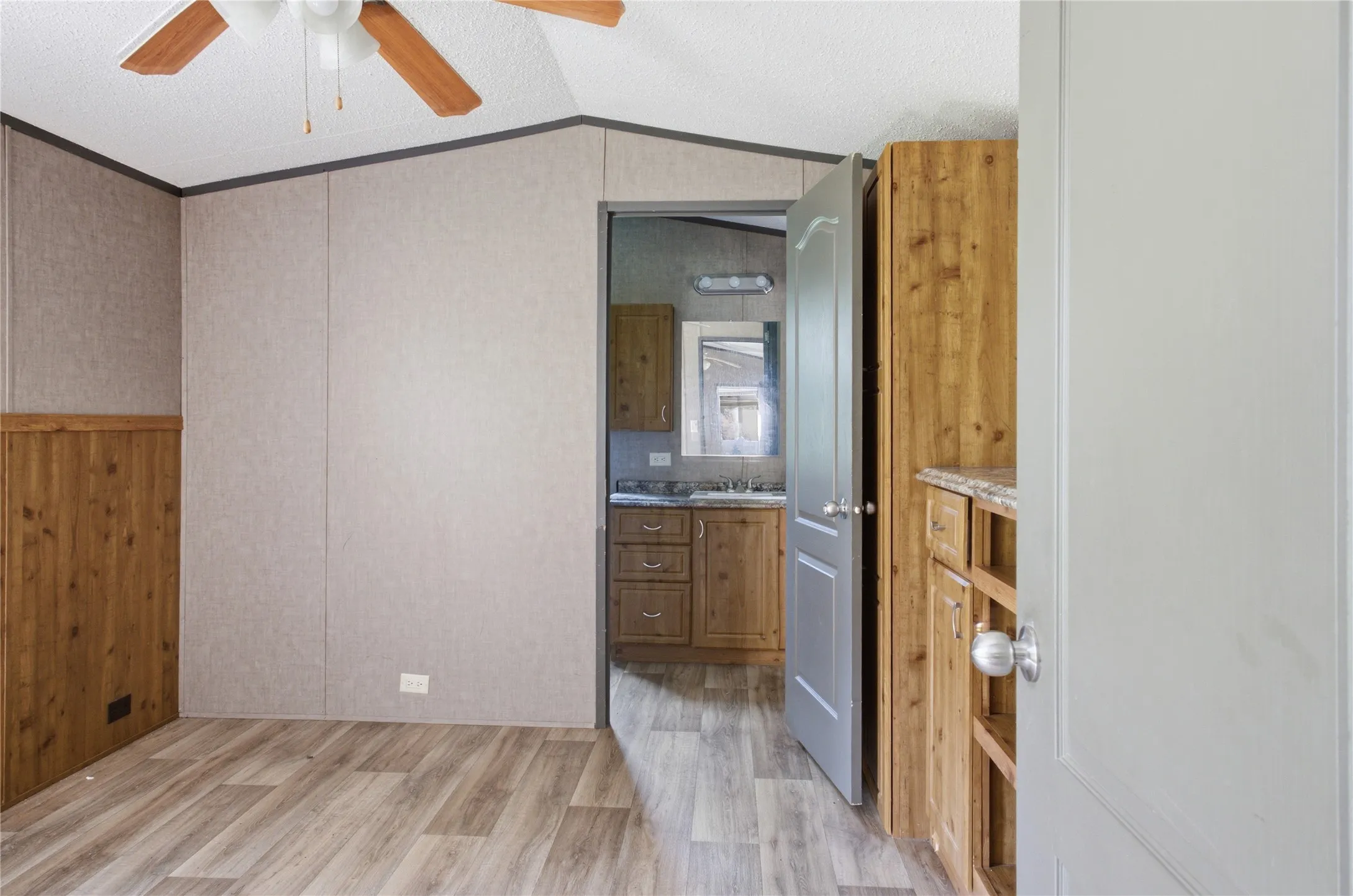 Single Family Residence For Sale in Delta County , 740 E Marshall Avenue, Cooper, Texas 75432, 1 Bedroom, 1 Bathroom, Garage spaces, 616 Sqft, built in 0, Price $87,500, mls#21325992, Real Estate Agent in Cooper, Homes For Sale in Delta county, Homes For Sale in Cooper, Realtor in Cooper Texas, Real Estate Brokerage Independent Realty Texas, Luminita Cordes Realtor