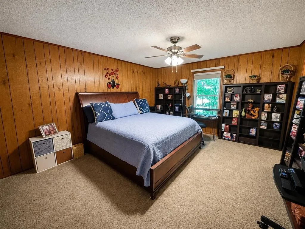 Single Family Residence For Sale in Cass County , 316 County Road 2750, Hughes Springs, Texas 75656, 3 Bedroom, 3 Bathroom, Garage spaces, 2,694 Sqft, built in 1976, mls#21326018, Real Estate Agent in Hughes Springs, Homes For Sale in Cass county, Homes For Sale in Hughes Springs, Realtor in Hughes Springs Texas, Real Estate Brokerage Independent Realty Texas, Luminita Cordes Realtor