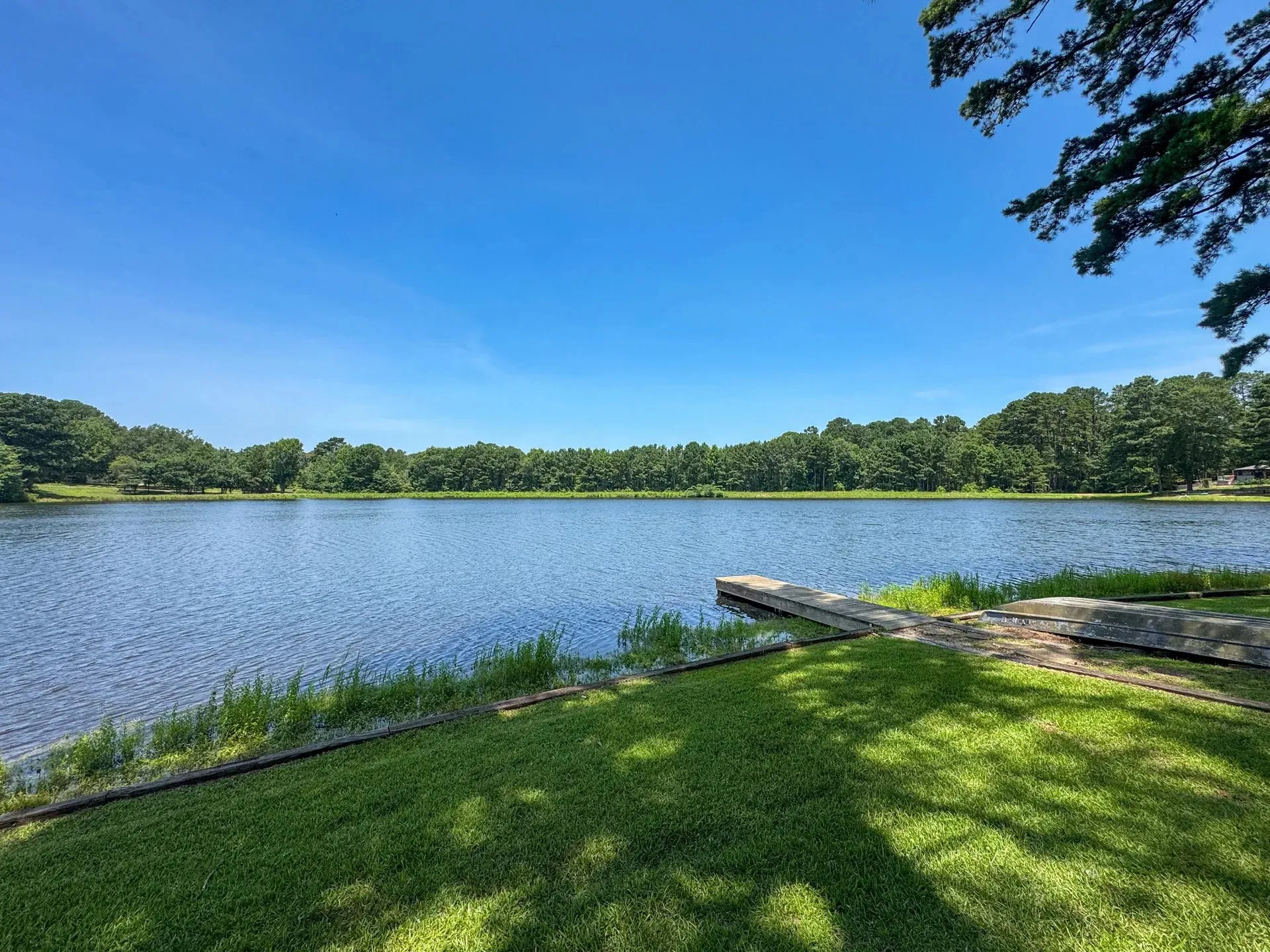Single Family Residence For Sale in Cass County , 316 County Road 2750, Hughes Springs, Texas 75656, 3 Bedroom, 3 Bathroom, Garage spaces, 2,694 Sqft, built in 1976, mls#21326018, Real Estate Agent in Hughes Springs, Homes For Sale in Cass county, Homes For Sale in Hughes Springs, Realtor in Hughes Springs Texas, Real Estate Brokerage Independent Realty Texas, Luminita Cordes Realtor