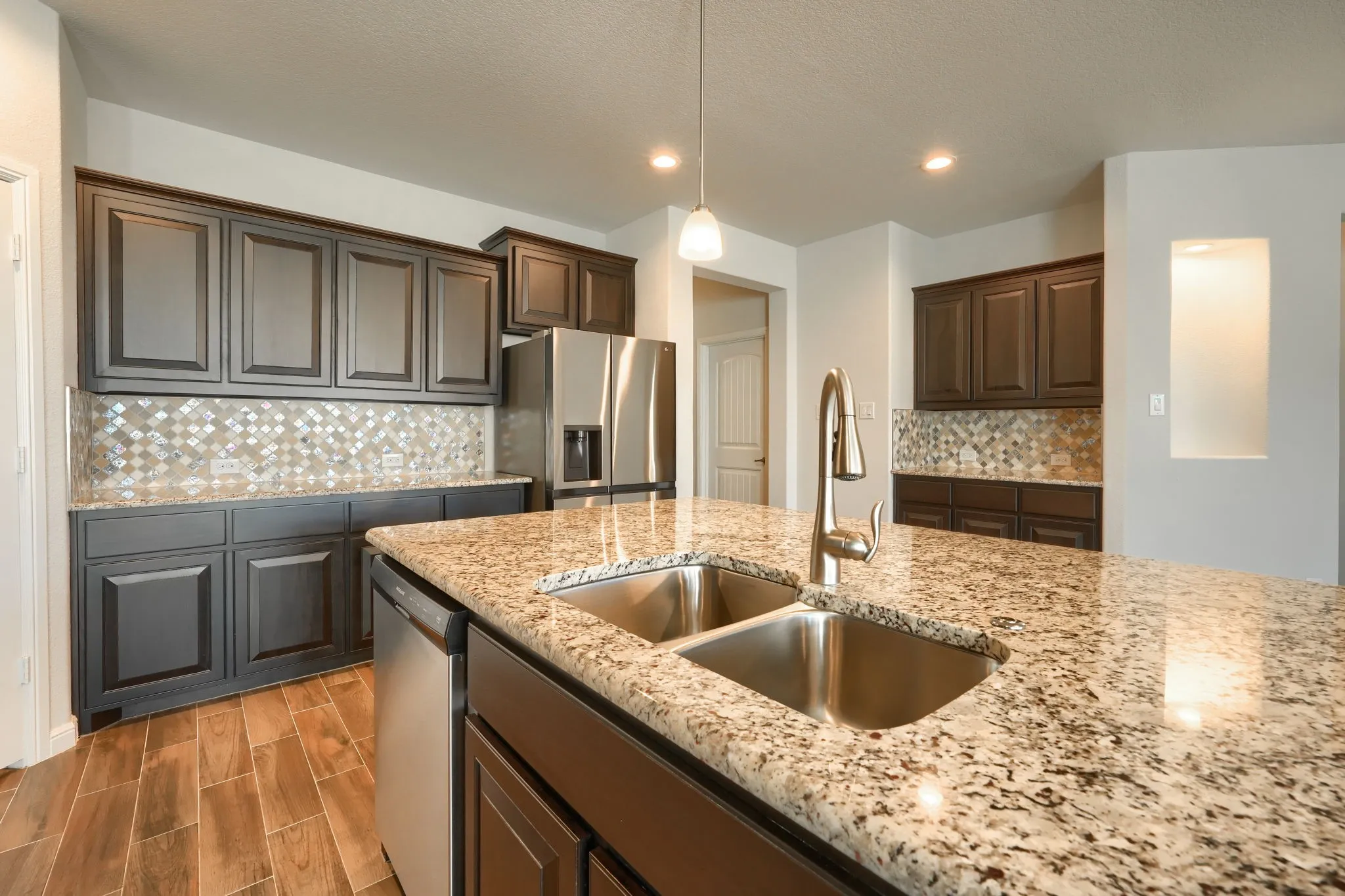 Single Family Residence For Rent in Denton County , 936 Meadows Drive, Argyle, Texas 76226, 4 Bedroom, 2 Bathroom, 2 Garage spaces, 2,033 Sqft, built in 2019, mls#21326001, Real Estate Agent in Argyle, Homes For Rent in Denton county, Homes For Rent in Argyle, Realtor in Argyle Texas, Real Estate Brokerage Independent Realty Texas, Luminita Cordes Realtor