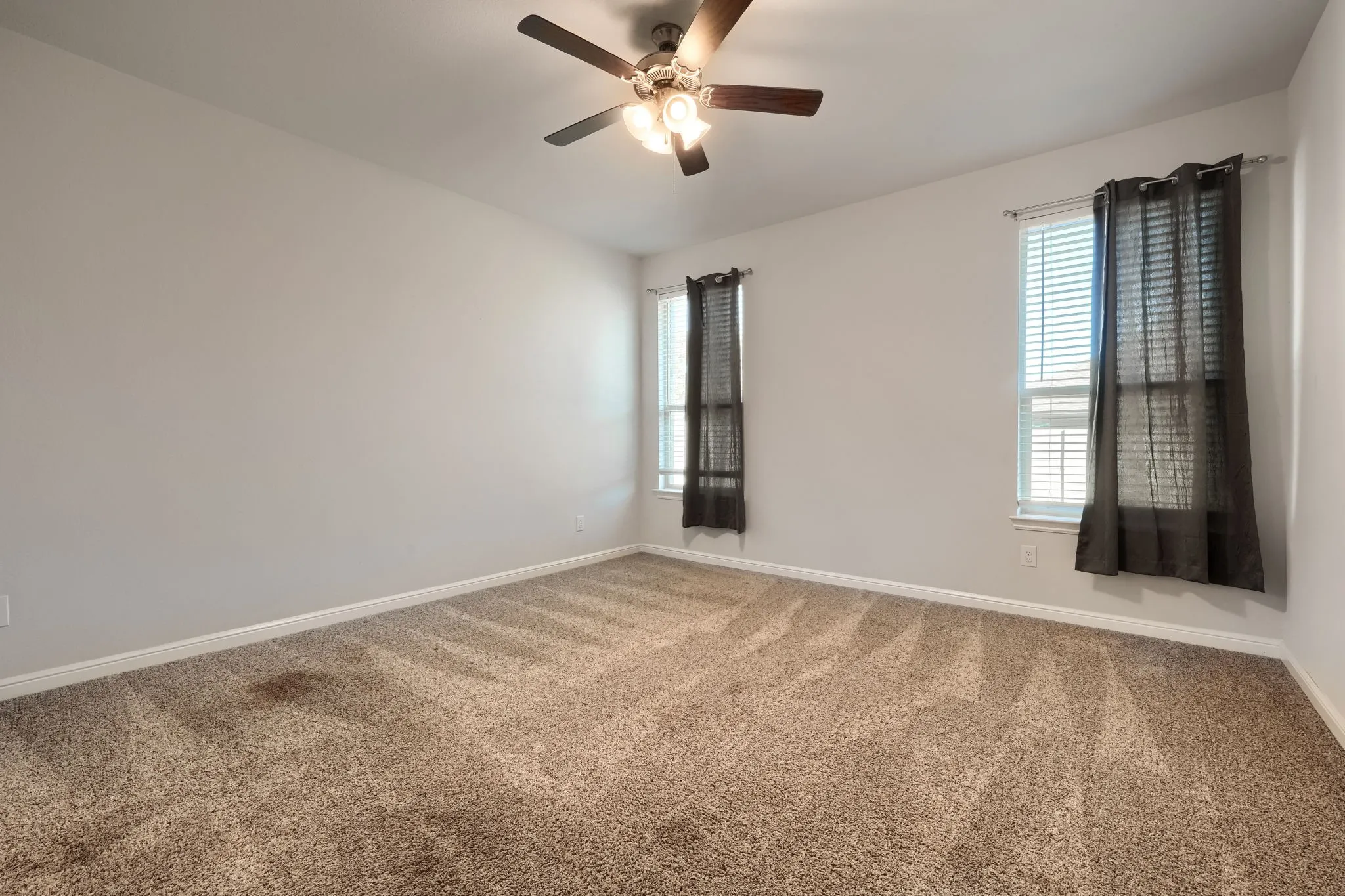 Single Family Residence For Rent in Denton County , 936 Meadows Drive, Argyle, Texas 76226, 4 Bedroom, 2 Bathroom, 2 Garage spaces, 2,033 Sqft, built in 2019, mls#21326001, Real Estate Agent in Argyle, Homes For Rent in Denton county, Homes For Rent in Argyle, Realtor in Argyle Texas, Real Estate Brokerage Independent Realty Texas, Luminita Cordes Realtor