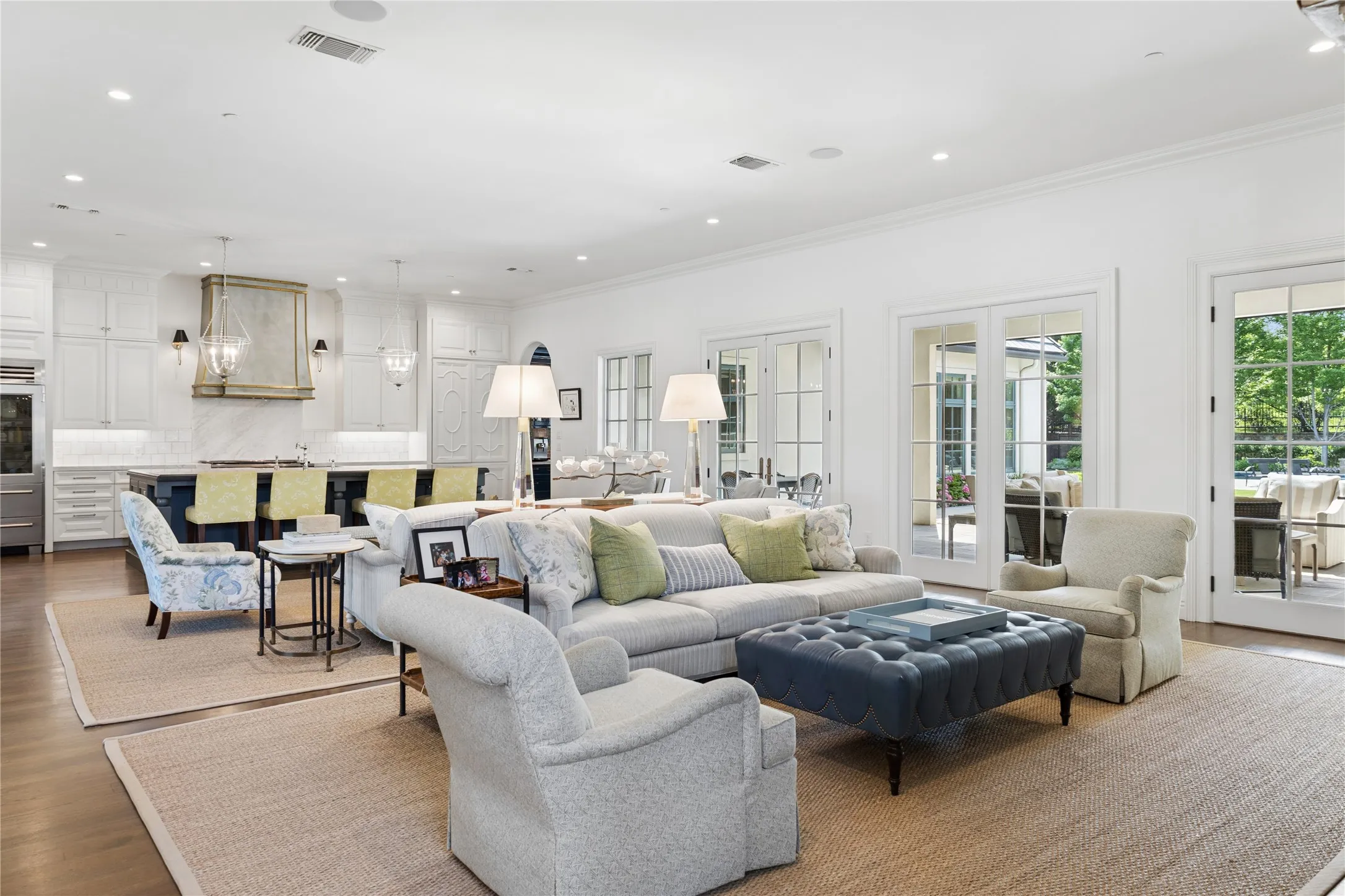 Single Family Residence For Sale in Tarrant County , 2021 Granada Trail, Westlake, Texas 76262, 4 Bedroom, 7 Bathroom, 4 Garage spaces, 7,101 Sqft, built in 2016, mls#21312000, Real Estate Agent in Westlake, Homes For Sale in Tarrant county, Homes For Sale in Westlake, Realtor in Westlake Texas, Real Estate Brokerage Independent Realty Texas, Luminita Cordes Realtor