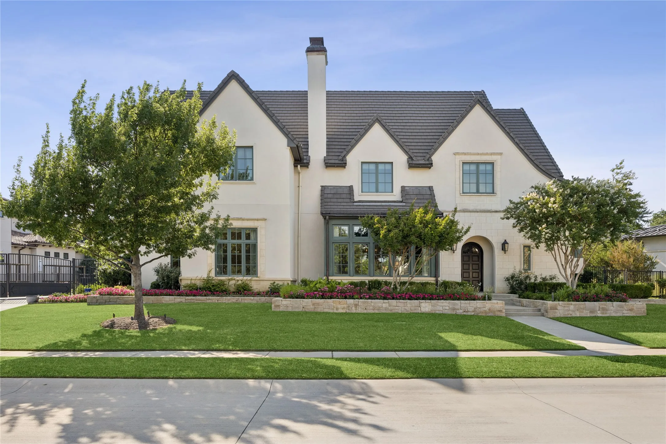 Single Family Residence For Sale in Tarrant County , 2021 Granada Trail, Westlake, Texas 76262, 4 Bedroom, 7 Bathroom, 4 Garage spaces, 7,101 Sqft, built in 2016, mls#21312000, Real Estate Agent in Westlake, Homes For Sale in Tarrant county, Homes For Sale in Westlake, Realtor in Westlake Texas, Real Estate Brokerage Independent Realty Texas, Luminita Cordes Realtor