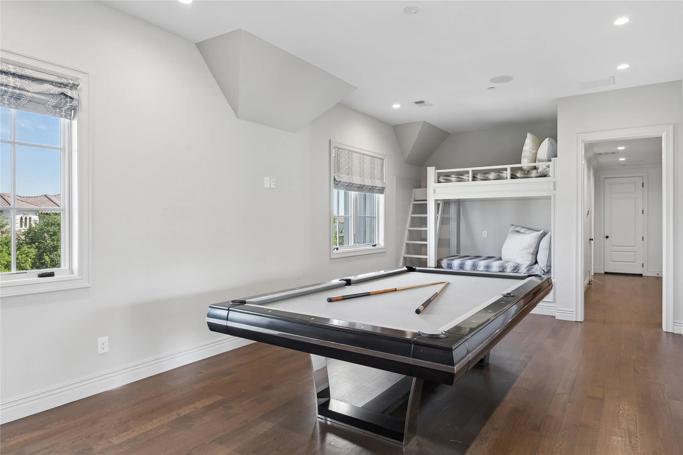 Upstairs Gameroom with built in Bunk area
