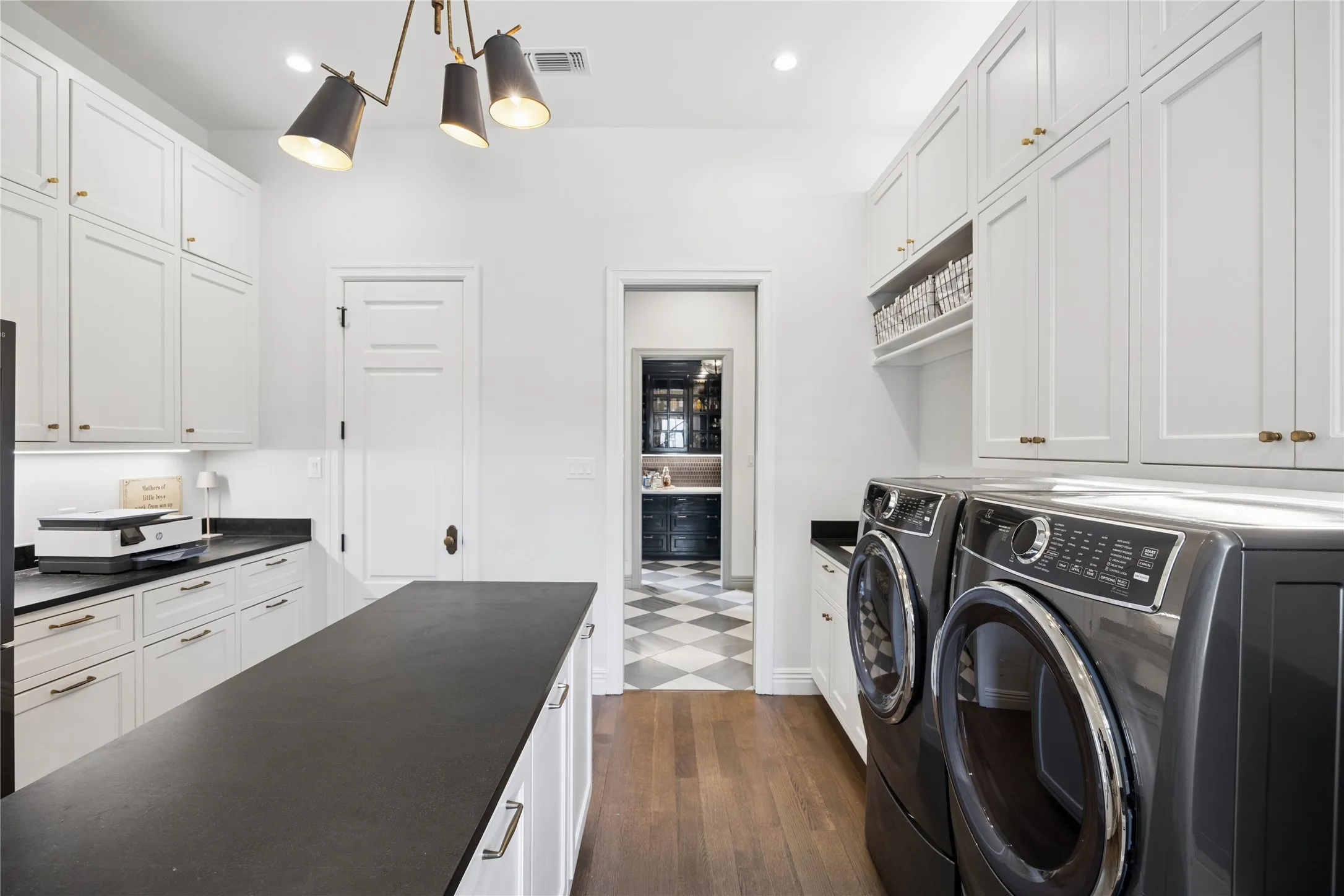 Single Family Residence For Sale in Tarrant County , 2021 Granada Trail, Westlake, Texas 76262, 4 Bedroom, 7 Bathroom, 4 Garage spaces, 7,101 Sqft, built in 2016, mls#21312000, Real Estate Agent in Westlake, Homes For Sale in Tarrant county, Homes For Sale in Westlake, Realtor in Westlake Texas, Real Estate Brokerage Independent Realty Texas, Luminita Cordes Realtor