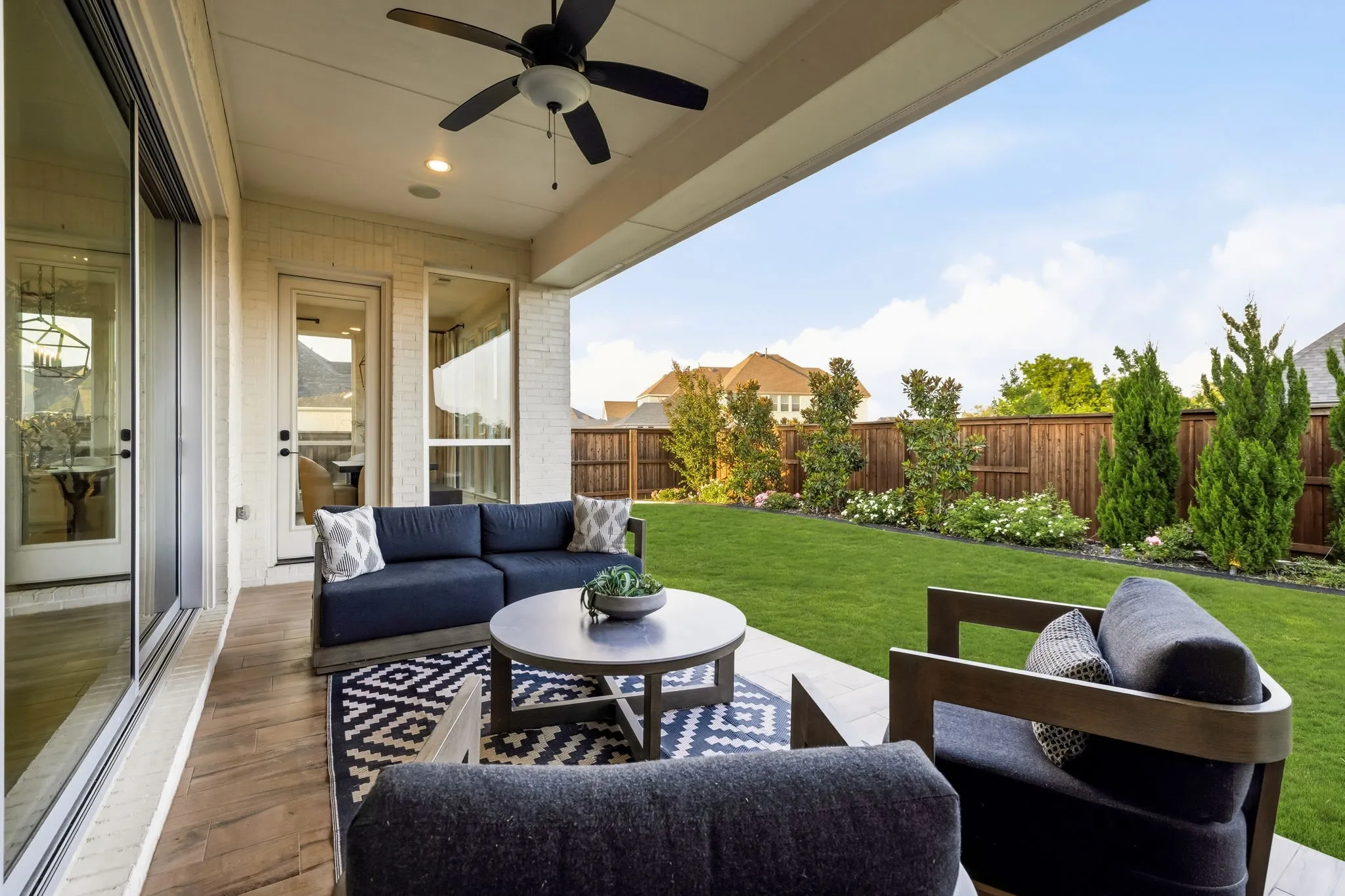 Single Family Residence For Sale in Denton County , 4511 Walnut Grove Lane, Prosper, Texas 75078, 5 Bedroom, 4 Bathroom, 3 Garage spaces, 3,583 Sqft, built in 2022, mls#21326043, Real Estate Agent in Prosper, Homes For Sale in Denton county, Homes For Sale in Prosper, Realtor in Prosper Texas, Real Estate Brokerage Independent Realty Texas, Luminita Cordes Realtor