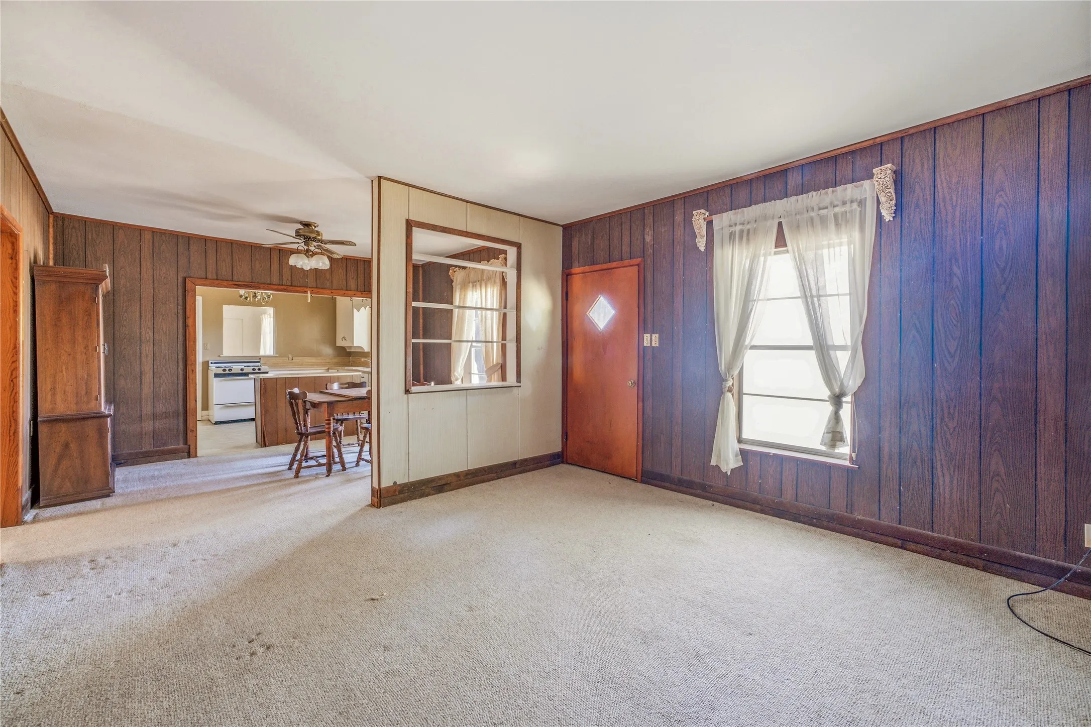 Single Family Residence For Sale in Comanche County , 1700 Fm 679, Gorman, Texas 76454, 4 Bedroom, 1 Bathroom, Garage spaces, 1,518 Sqft, built in 1965, mls#21325206, Real Estate Agent in Gorman, Homes For Sale in Comanche county, Homes For Sale in Gorman, Realtor in Gorman Texas, Real Estate Brokerage Independent Realty Texas, Luminita Cordes Realtor
