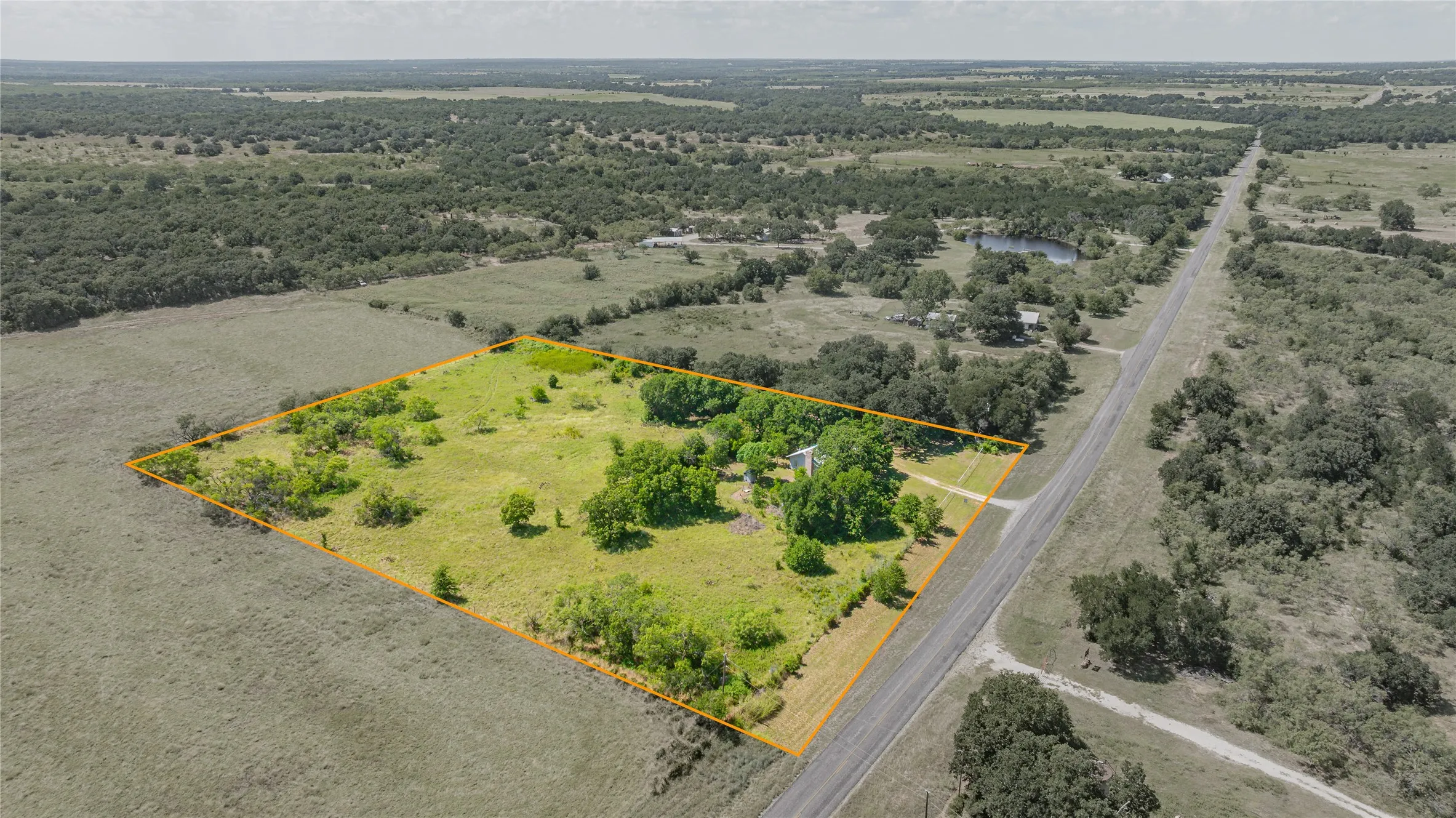 Single Family Residence For Sale in Comanche County , 1700 Fm 679, Gorman, Texas 76454, 4 Bedroom, 1 Bathroom, Garage spaces, 1,518 Sqft, built in 1965, mls#21325206, Real Estate Agent in Gorman, Homes For Sale in Comanche county, Homes For Sale in Gorman, Realtor in Gorman Texas, Real Estate Brokerage Independent Realty Texas, Luminita Cordes Realtor