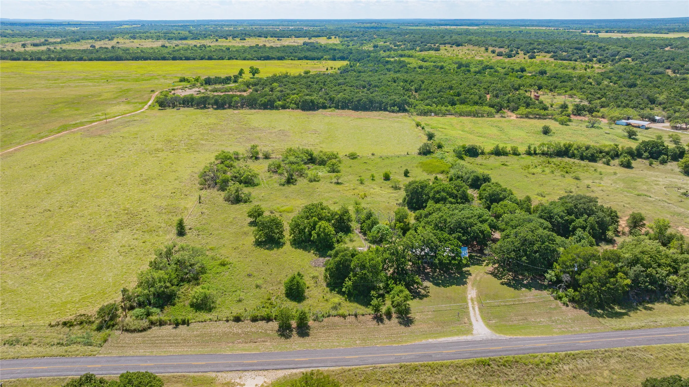 Single Family Residence For Sale in Comanche County , 1700 Fm 679, Gorman, Texas 76454, 4 Bedroom, 1 Bathroom, Garage spaces, 1,518 Sqft, built in 1965, mls#21325206, Real Estate Agent in Gorman, Homes For Sale in Comanche county, Homes For Sale in Gorman, Realtor in Gorman Texas, Real Estate Brokerage Independent Realty Texas, Luminita Cordes Realtor