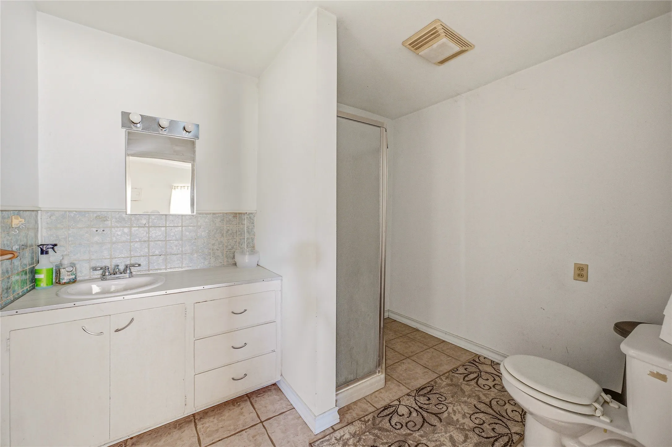 Single Family Residence For Sale in Comanche County , 1700 Fm 679, Gorman, Texas 76454, 4 Bedroom, 1 Bathroom, Garage spaces, 1,518 Sqft, built in 1965, mls#21325206, Real Estate Agent in Gorman, Homes For Sale in Comanche county, Homes For Sale in Gorman, Realtor in Gorman Texas, Real Estate Brokerage Independent Realty Texas, Luminita Cordes Realtor