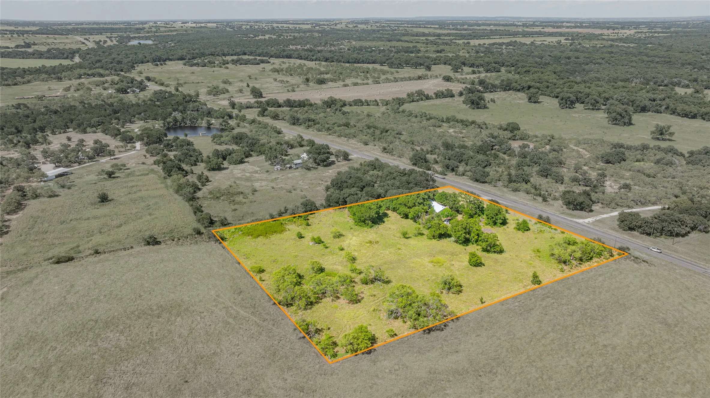 Single Family Residence For Sale in Comanche County , 1700 Fm 679, Gorman, Texas 76454, 4 Bedroom, 1 Bathroom, Garage spaces, 1,518 Sqft, built in 1965, mls#21325206, Real Estate Agent in Gorman, Homes For Sale in Comanche county, Homes For Sale in Gorman, Realtor in Gorman Texas, Real Estate Brokerage Independent Realty Texas, Luminita Cordes Realtor
