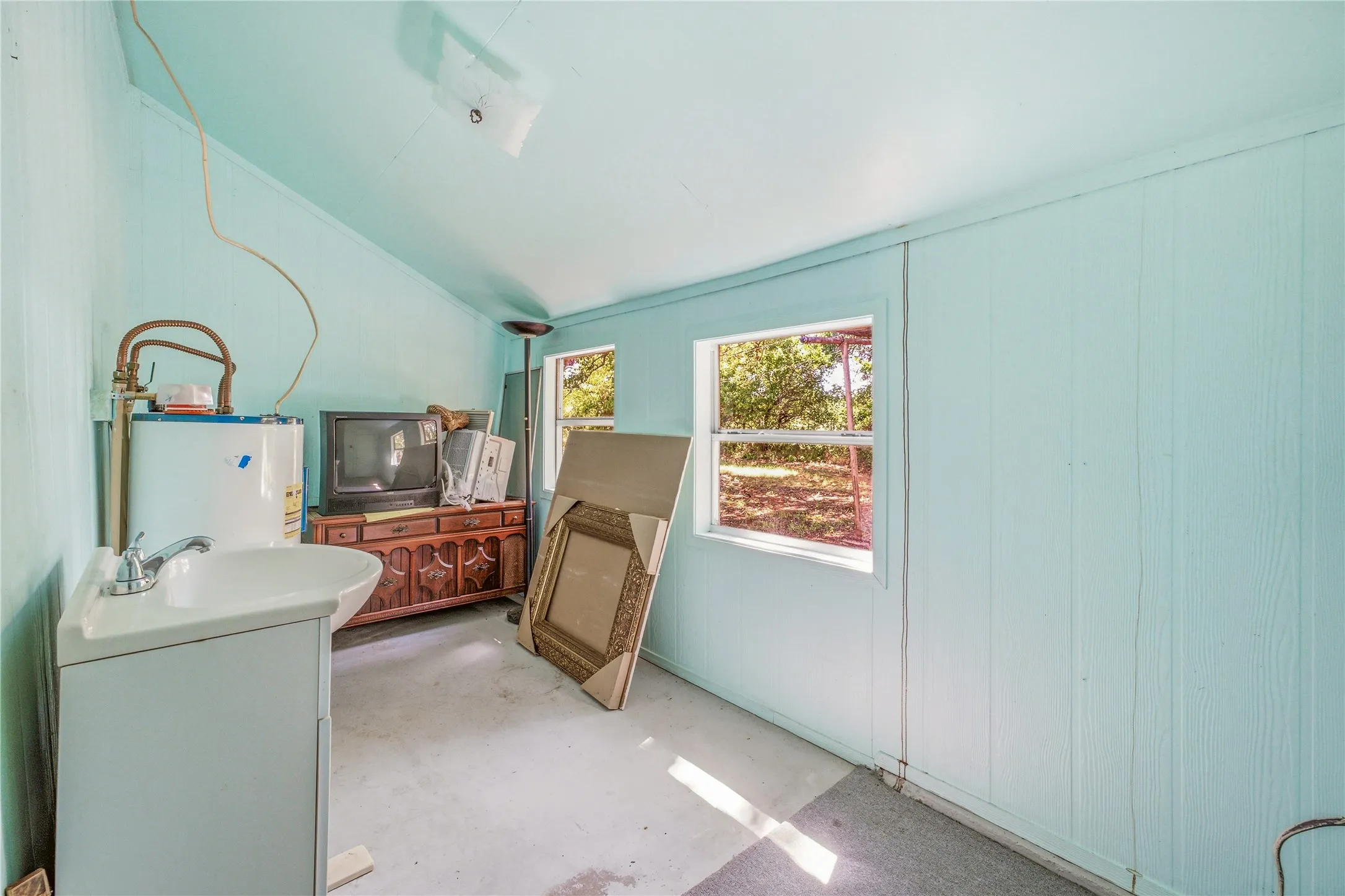 Single Family Residence For Sale in Comanche County , 1700 Fm 679, Gorman, Texas 76454, 4 Bedroom, 1 Bathroom, Garage spaces, 1,518 Sqft, built in 1965, mls#21325206, Real Estate Agent in Gorman, Homes For Sale in Comanche county, Homes For Sale in Gorman, Realtor in Gorman Texas, Real Estate Brokerage Independent Realty Texas, Luminita Cordes Realtor