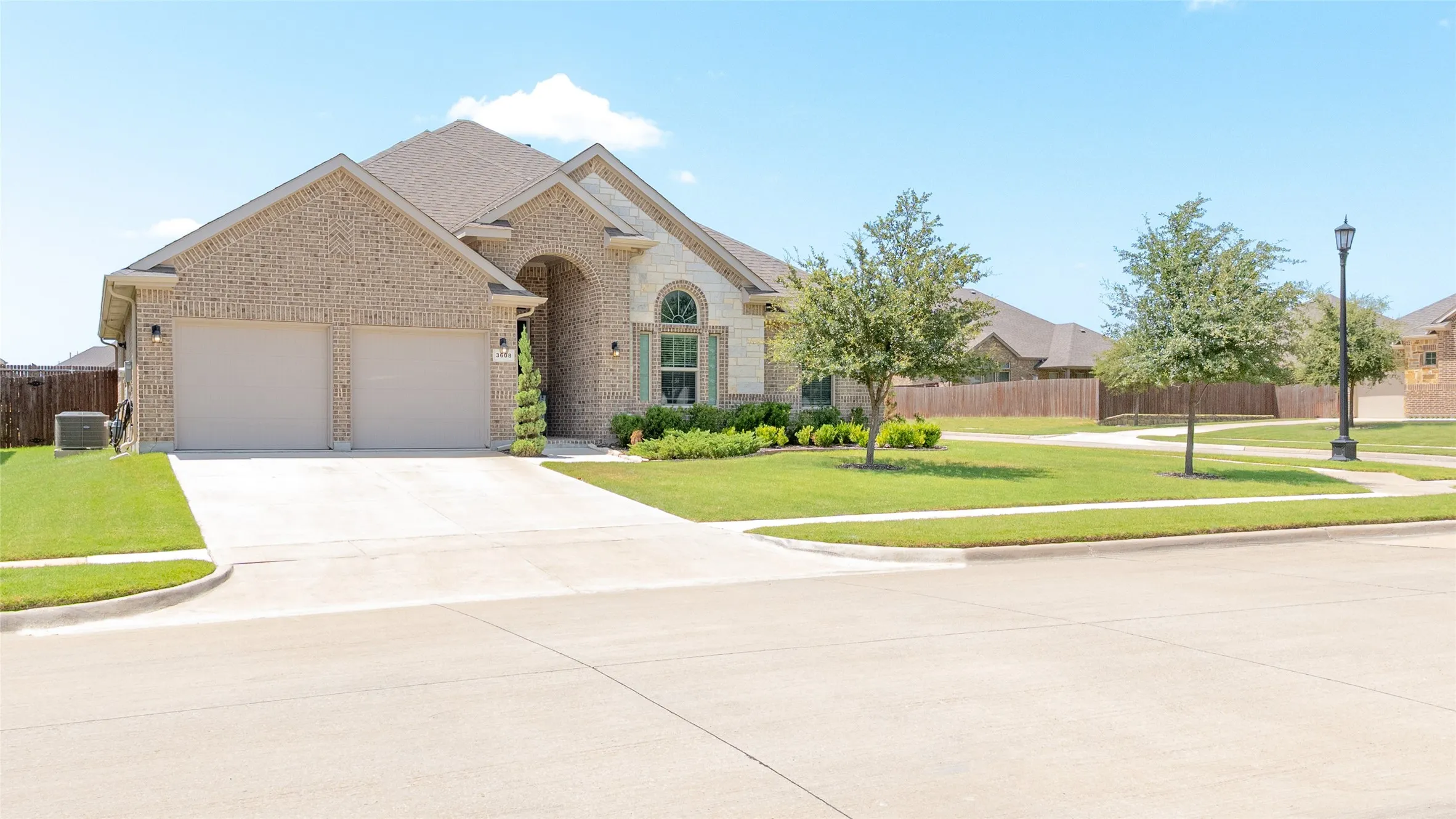 Single Family Residence For Sale in Ellis County , 3608 Rolling Meadows Drive, Grand Prairie, Texas 76065, 4 Bedroom, 2 Bathroom, 2 Garage spaces, 1,890 Sqft, built in 2021, mls#21322801, Real Estate Agent in Grand Prairie, Homes For Sale in Ellis county, Homes For Sale in Grand Prairie, Realtor in Grand Prairie Texas, Real Estate Brokerage Independent Realty Texas, Luminita Cordes Realtor