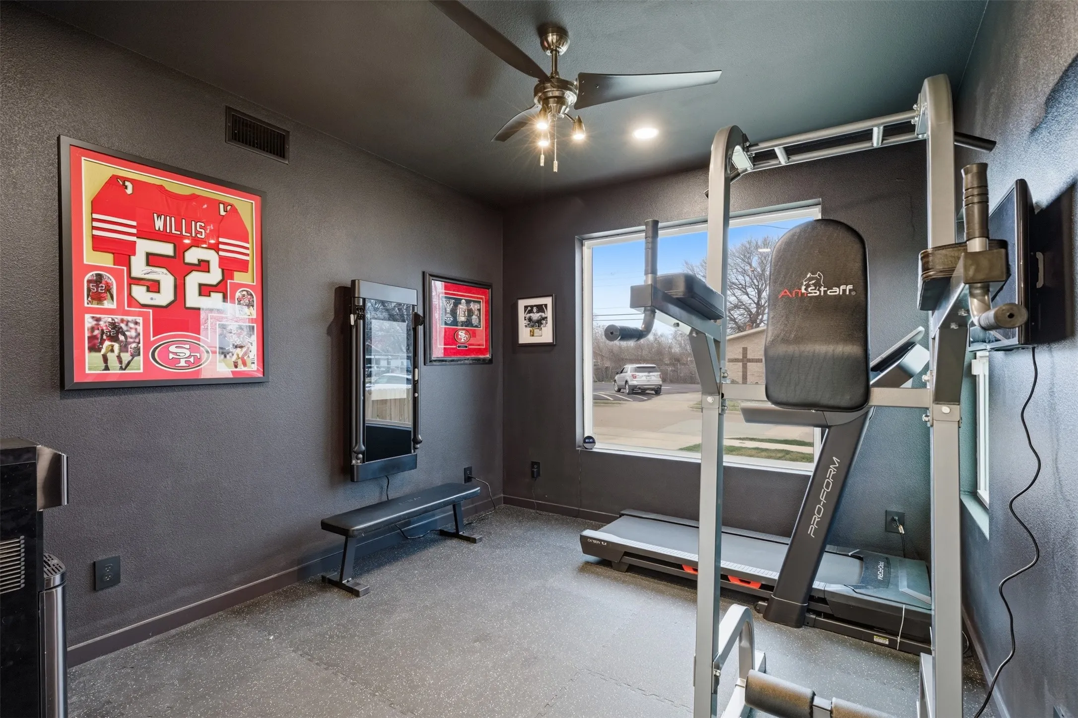 Single Family Residence For Sale in Dallas County , 1810 Kraft Street, Dallas, Texas 75212, 4 Bedroom, 3 Bathroom, 2 Garage spaces, 2,995 Sqft, built in 2024, mls#21326060, Real Estate Agent in Dallas, Homes For Sale in Dallas county, Homes For Sale in Dallas, Realtor in Dallas Texas, Real Estate Brokerage Independent Realty Texas, Luminita Cordes Realtor