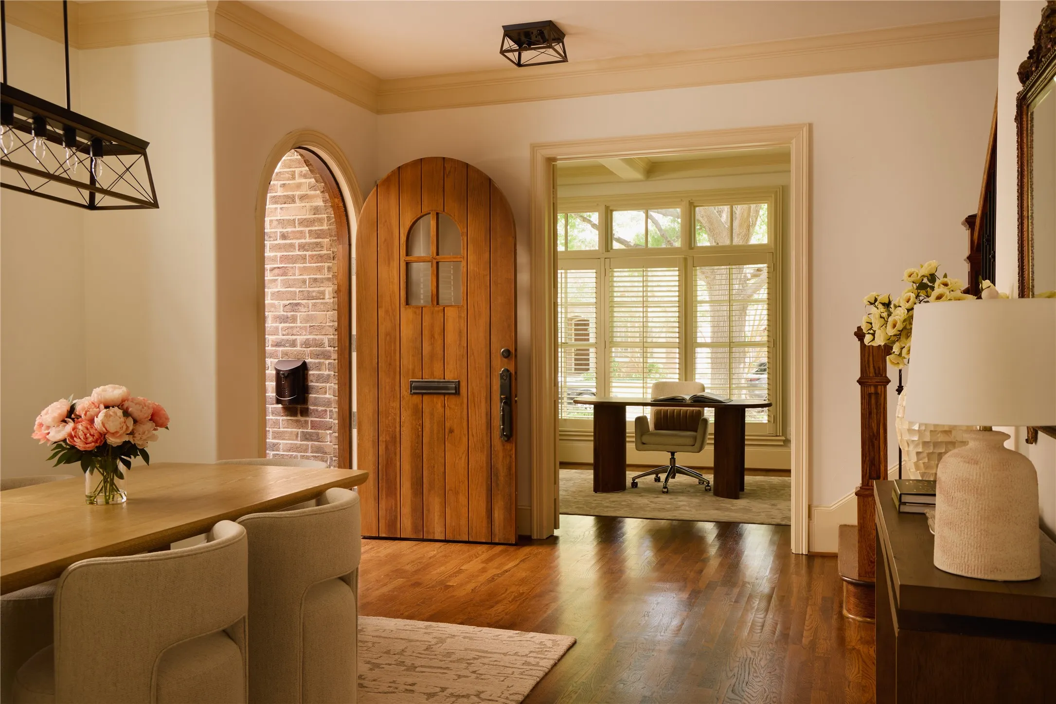 Single Family Residence For Sale in Dallas County , 3448 Shenandoah Street, University Park, Texas 75205, 4 Bedroom, 5 Bathroom, 2 Garage spaces, 3,544 Sqft, built in 2005, mls#21323238, Real Estate Agent in University Park, Homes For Sale in Dallas county, Homes For Sale in University Park, Realtor in University Park Texas, Real Estate Brokerage Independent Realty Texas, Luminita Cordes Realtor