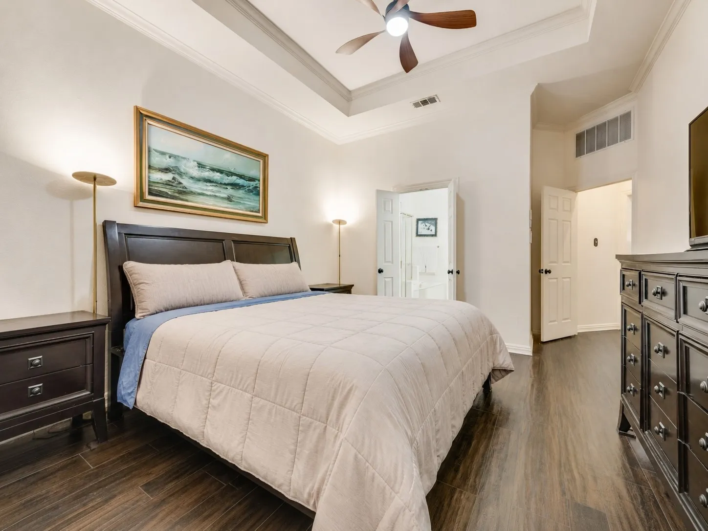 Single Family Residence For Sale in Collin County , 3816 Pilot Drive, Plano, Texas 75025, 5 Bedroom, 5 Bathroom, 3 Garage spaces, 3,672 Sqft, built in 1998, mls#21321932, Real Estate Agent in Plano, Homes For Sale in Collin county, Homes For Sale in Plano, Realtor in Plano Texas, Real Estate Brokerage Independent Realty Texas, Luminita Cordes Realtor