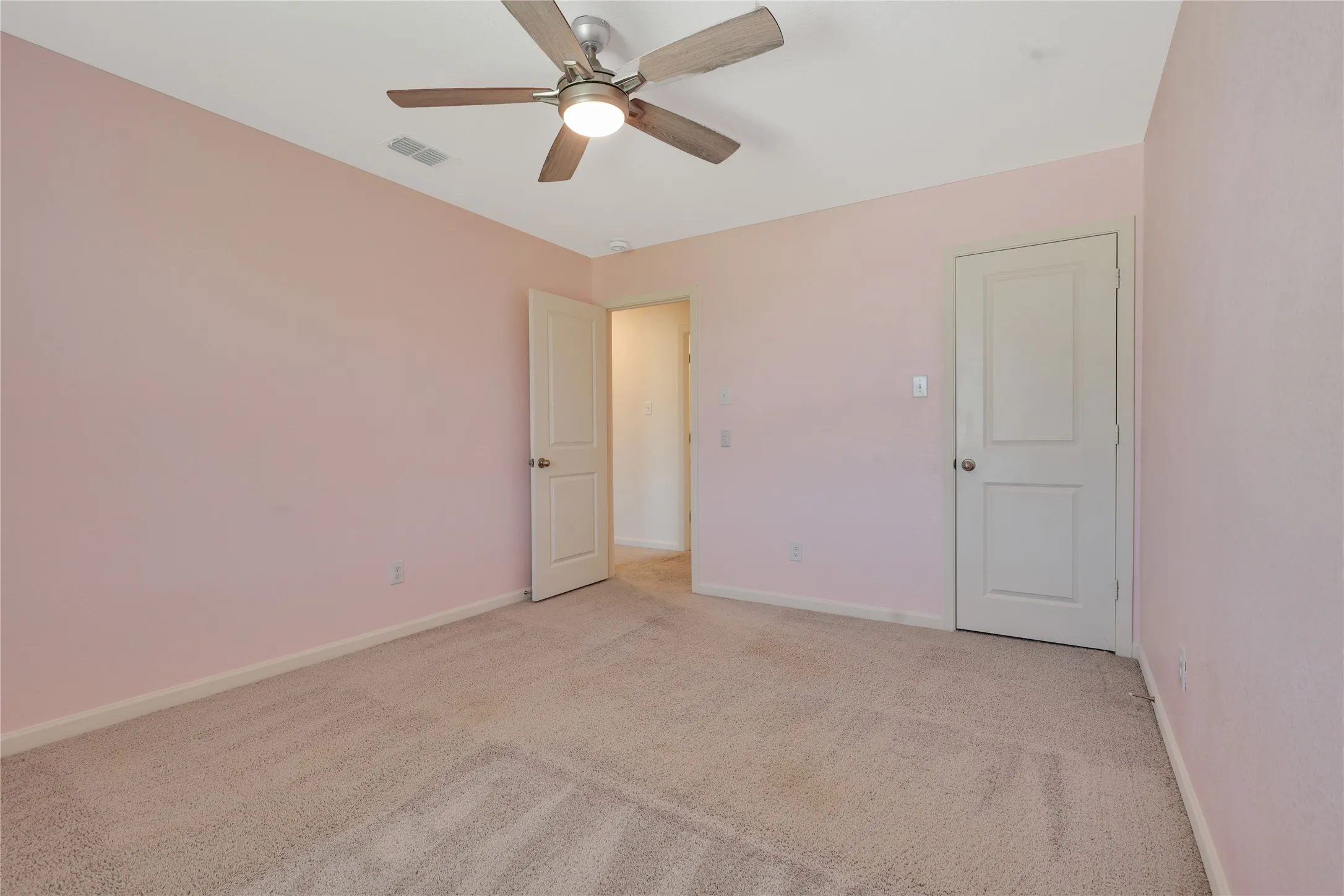 Upstairs bedroom with walk in closet