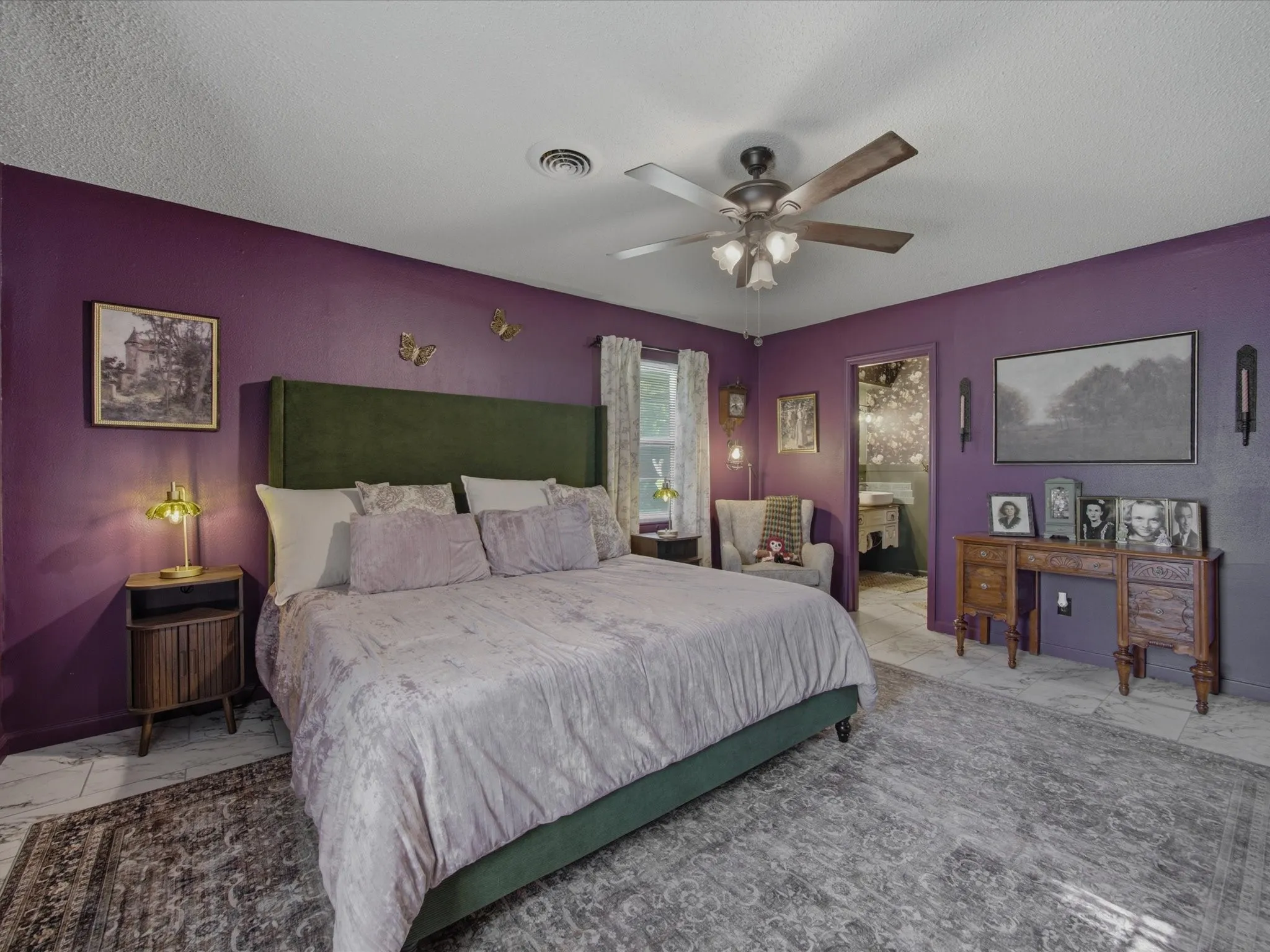 Single Family Residence For Sale in Montague County , 901 Pebble Street, Bowie, Texas 76230, 5 Bedroom, 3 Bathroom, 2 Garage spaces, 2,775 Sqft, built in 1968, mls#21304777, Real Estate Agent in Bowie, Homes For Sale in Montague county, Homes For Sale in Bowie, Realtor in Bowie Texas, Real Estate Brokerage Independent Realty Texas, Luminita Cordes Realtor