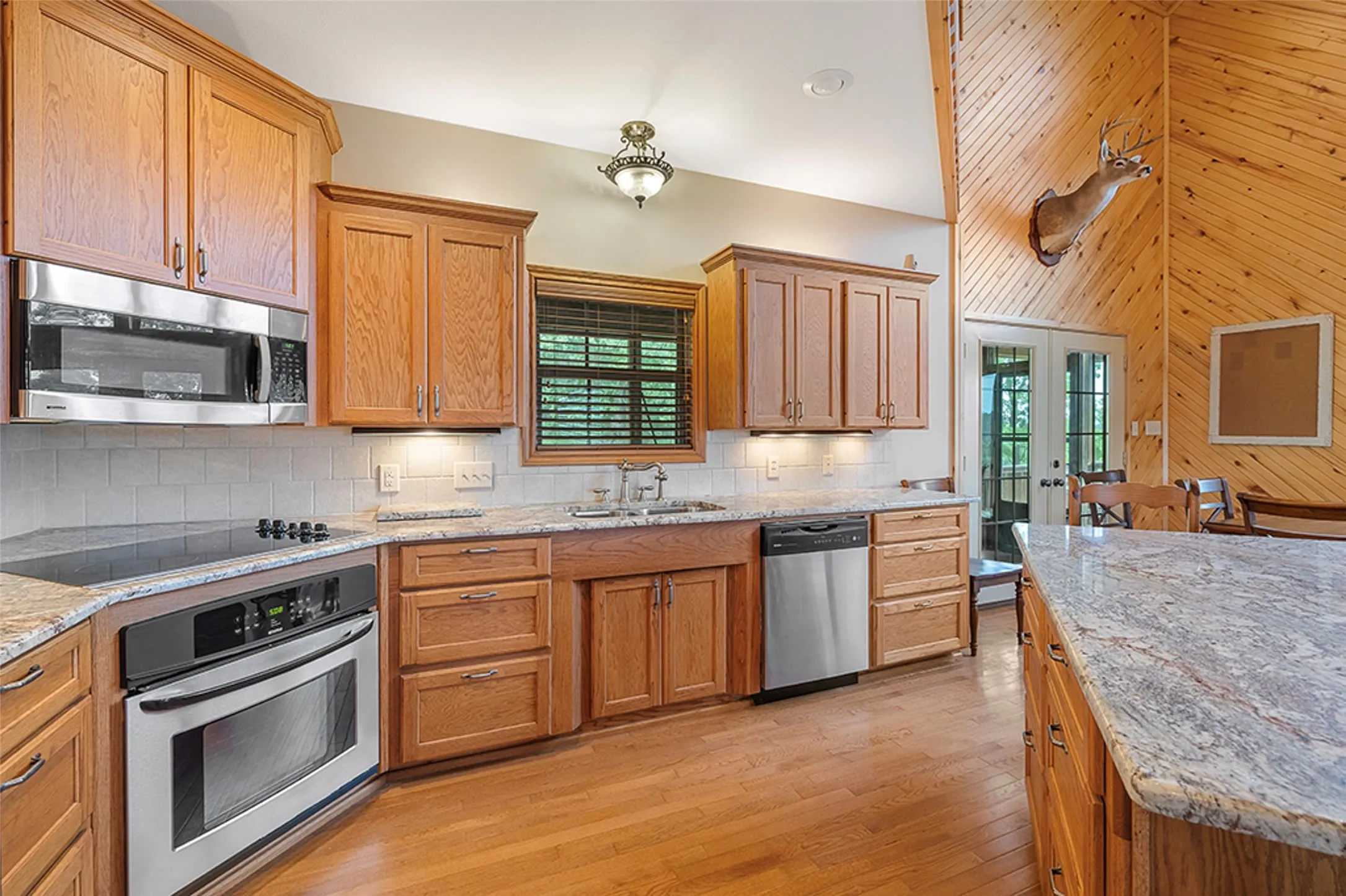 Single Family Residence For Sale in Cass County , 252 County Road 2110, Atlanta, Texas 75551, 3 Bedroom, 3 Bathroom, Garage spaces, 1,800 Sqft, built in 2008, mls#21326038, Real Estate Agent in Atlanta, Homes For Sale in Cass county, Homes For Sale in Atlanta, Realtor in Atlanta Texas, Real Estate Brokerage Independent Realty Texas, Luminita Cordes Realtor