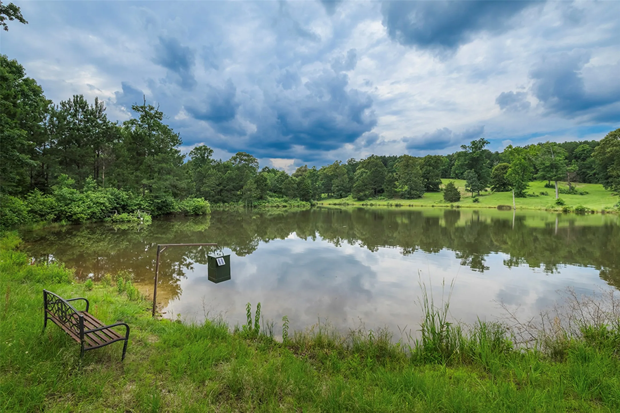 Single Family Residence For Sale in Cass County , 252 County Road 2110, Atlanta, Texas 75551, 3 Bedroom, 3 Bathroom, Garage spaces, 1,800 Sqft, built in 2008, mls#21326038, Real Estate Agent in Atlanta, Homes For Sale in Cass county, Homes For Sale in Atlanta, Realtor in Atlanta Texas, Real Estate Brokerage Independent Realty Texas, Luminita Cordes Realtor