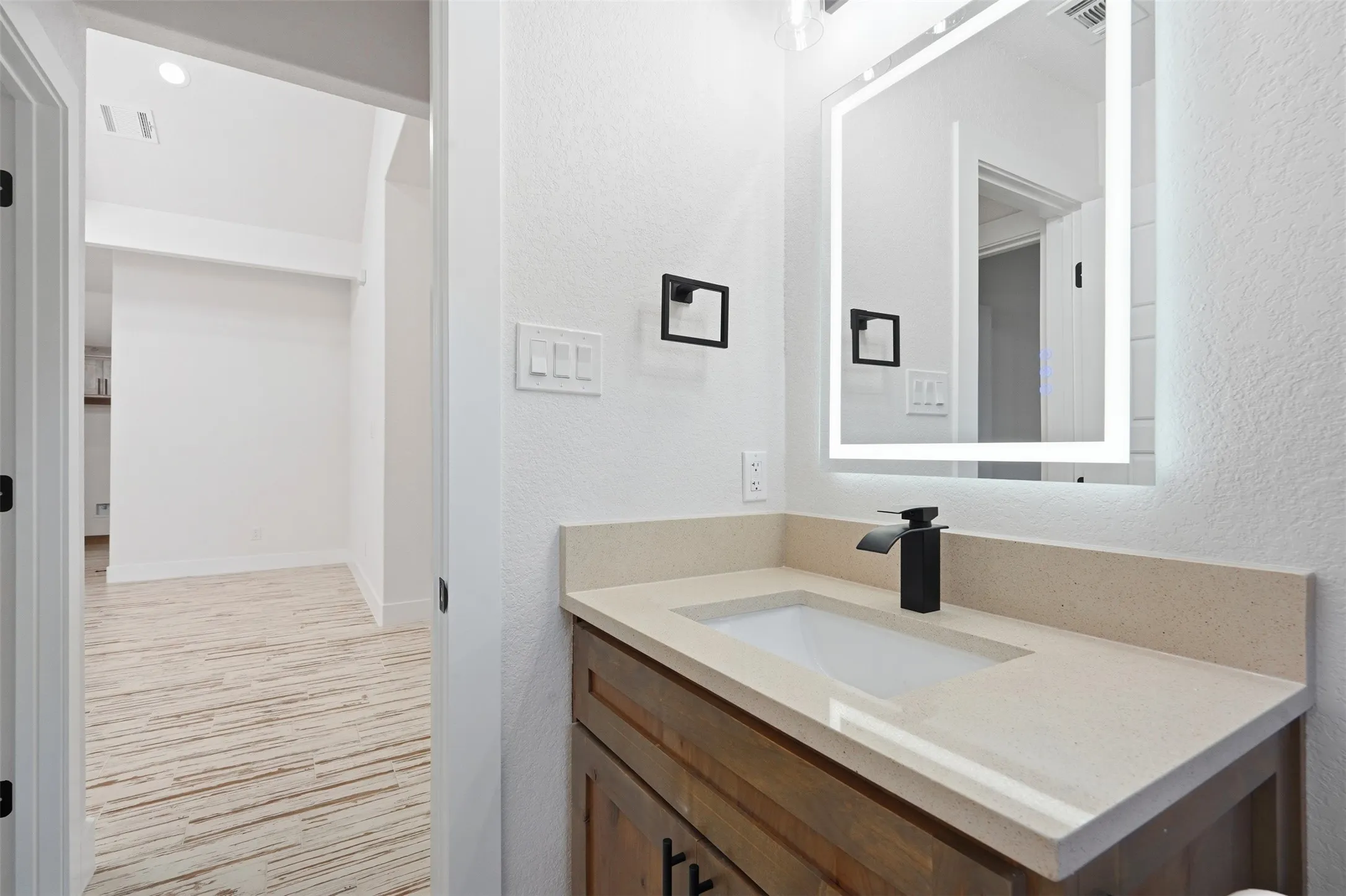 Single Family Residence For Sale in Tarrant County , 907 Renfro Drive, White Settlement, Texas 76108, 3 Bedroom, 2 Bathroom, 2 Garage spaces, 1,790 Sqft, built in 2026, mls#21326042, Real Estate Agent in White Settlement, Homes For Sale in Tarrant county, Homes For Sale in White Settlement, Realtor in White Settlement Texas, Real Estate Brokerage Independent Realty Texas, Luminita Cordes Realtor