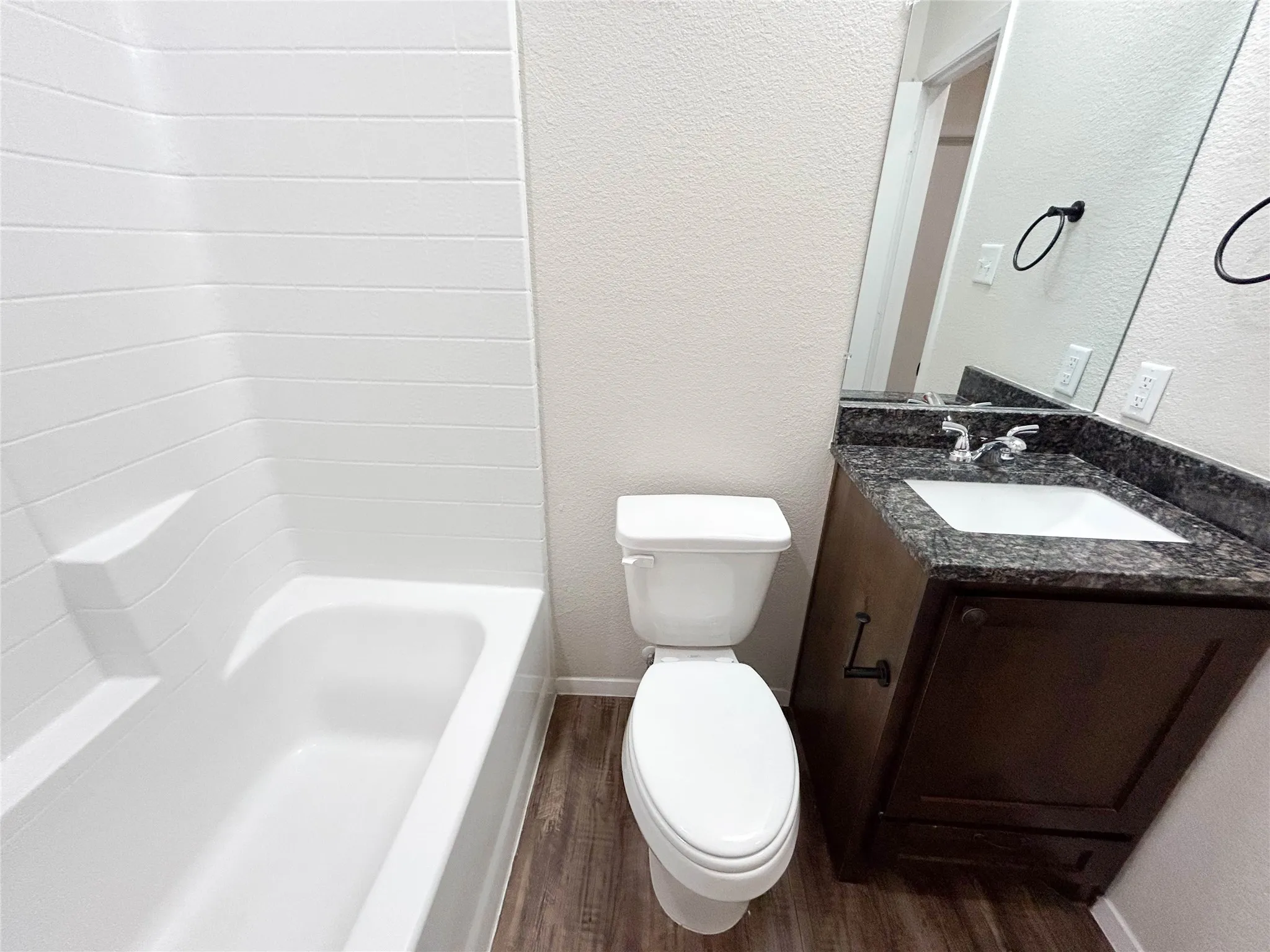 Single Family Residence For Rent in Denton County , 820 Rose Street B, Denton, Texas 76209, 1 Bedroom, 1 Bathroom, Garage spaces, 600 Sqft, built in 2020, mls#21326135, Real Estate Agent in Denton, Homes For Rent in Denton county, Homes For Rent in Denton, Realtor in Denton Texas, Real Estate Brokerage Independent Realty Texas, Luminita Cordes Realtor