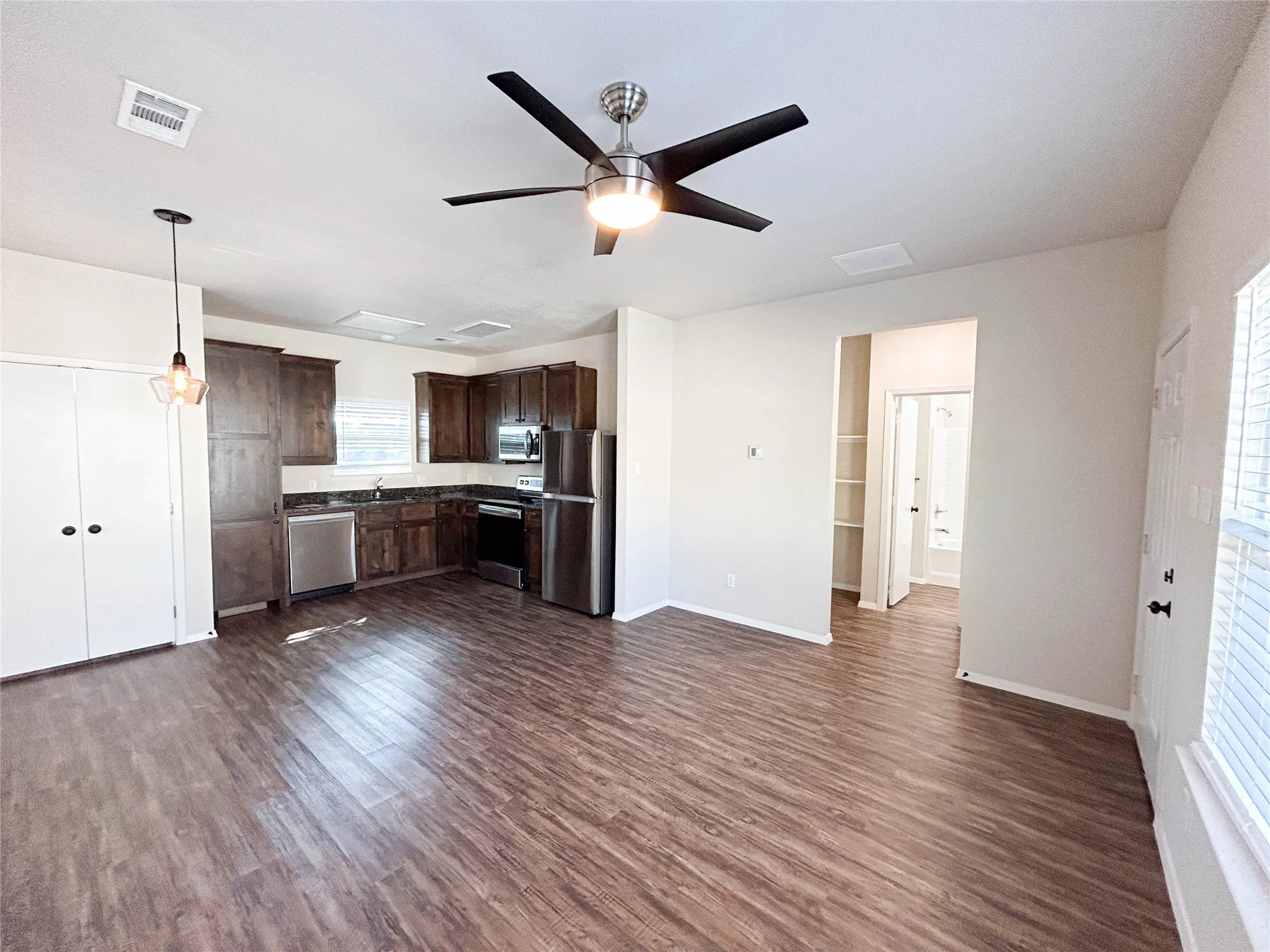 Single Family Residence For Rent in Denton County , 820 Rose Street B, Denton, Texas 76209, 1 Bedroom, 1 Bathroom, Garage spaces, 600 Sqft, built in 2020, mls#21326135, Real Estate Agent in Denton, Homes For Rent in Denton county, Homes For Rent in Denton, Realtor in Denton Texas, Real Estate Brokerage Independent Realty Texas, Luminita Cordes Realtor