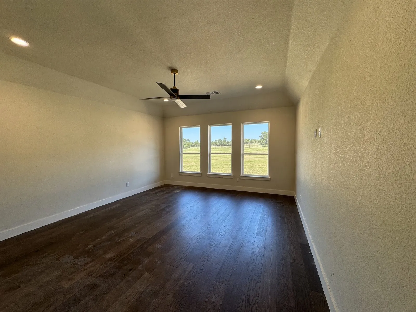 Single Family Residence For Sale in Wise County , 112 Turtle Back Ridge, Decatur, Texas 76234, 4 Bedroom, 3 Bathroom, 3 Garage spaces, 2,745 Sqft, built in 2026, mls#21326137, Real Estate Agent in Decatur, Homes For Sale in Wise county, Homes For Sale in Decatur, Realtor in Decatur Texas, Real Estate Brokerage Independent Realty Texas, Luminita Cordes Realtor
