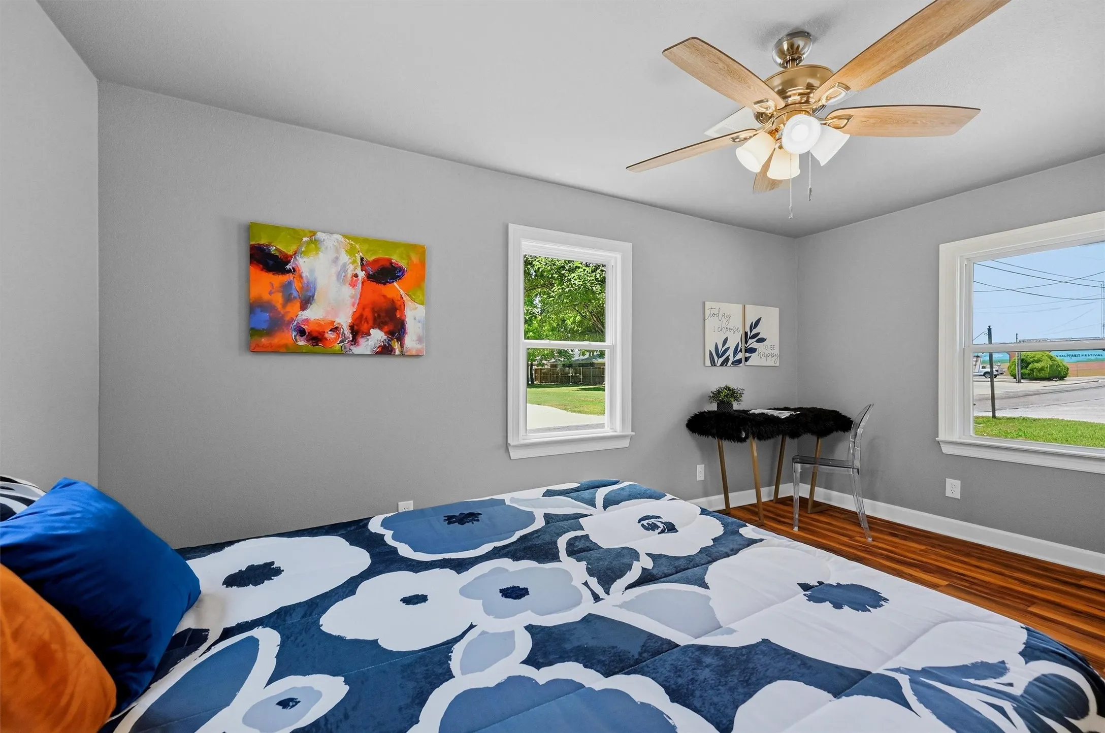 Single Family Residence For Sale in Grayson County , 201 Mineral Street, Whitesboro, Texas 76273, 2 Bedroom, 1 Bathroom, Garage spaces, 876 Sqft, built in 1950, mls#21325911, Real Estate Agent in Whitesboro, Homes For Sale in Grayson county, Homes For Sale in Whitesboro, Realtor in Whitesboro Texas, Real Estate Brokerage Independent Realty Texas, Luminita Cordes Realtor